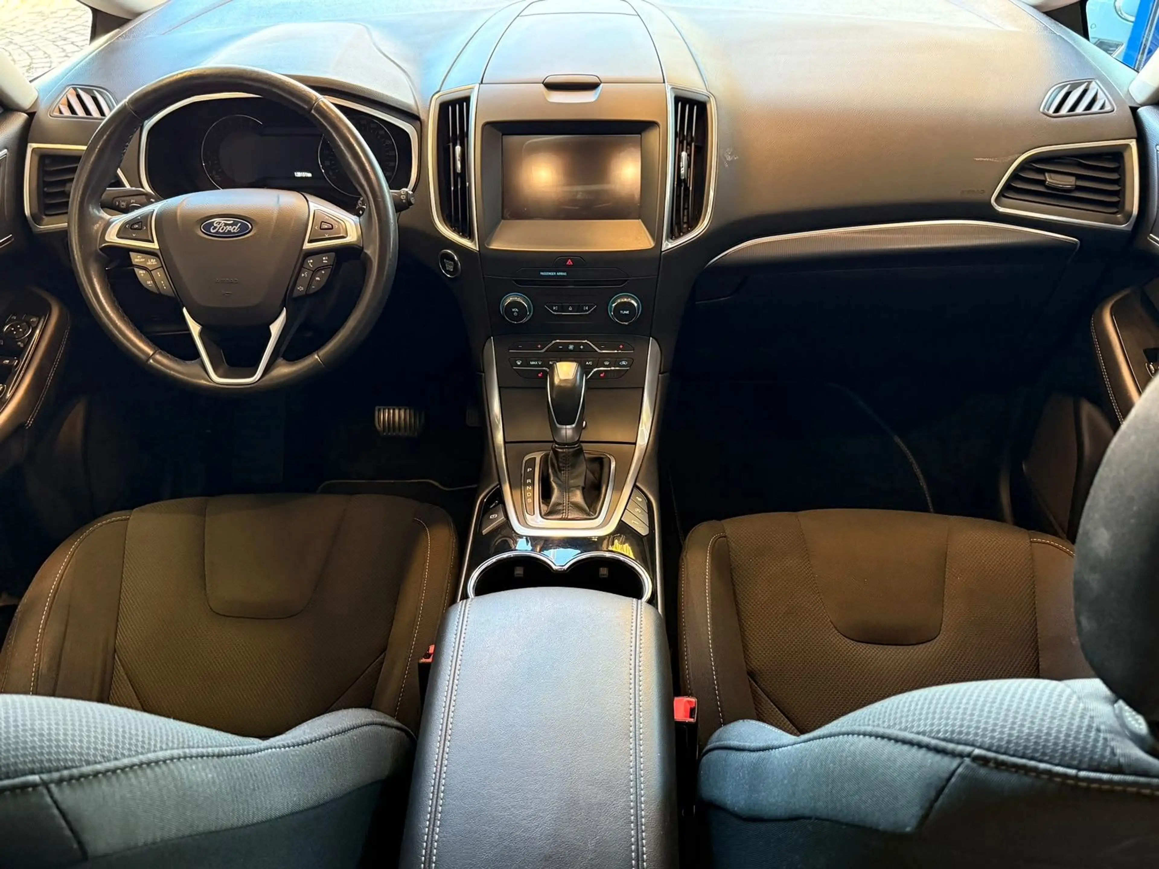 Ford S-Max S-MAX Titanium 7 Sitzer / Standhzg / Kamer — photo 15