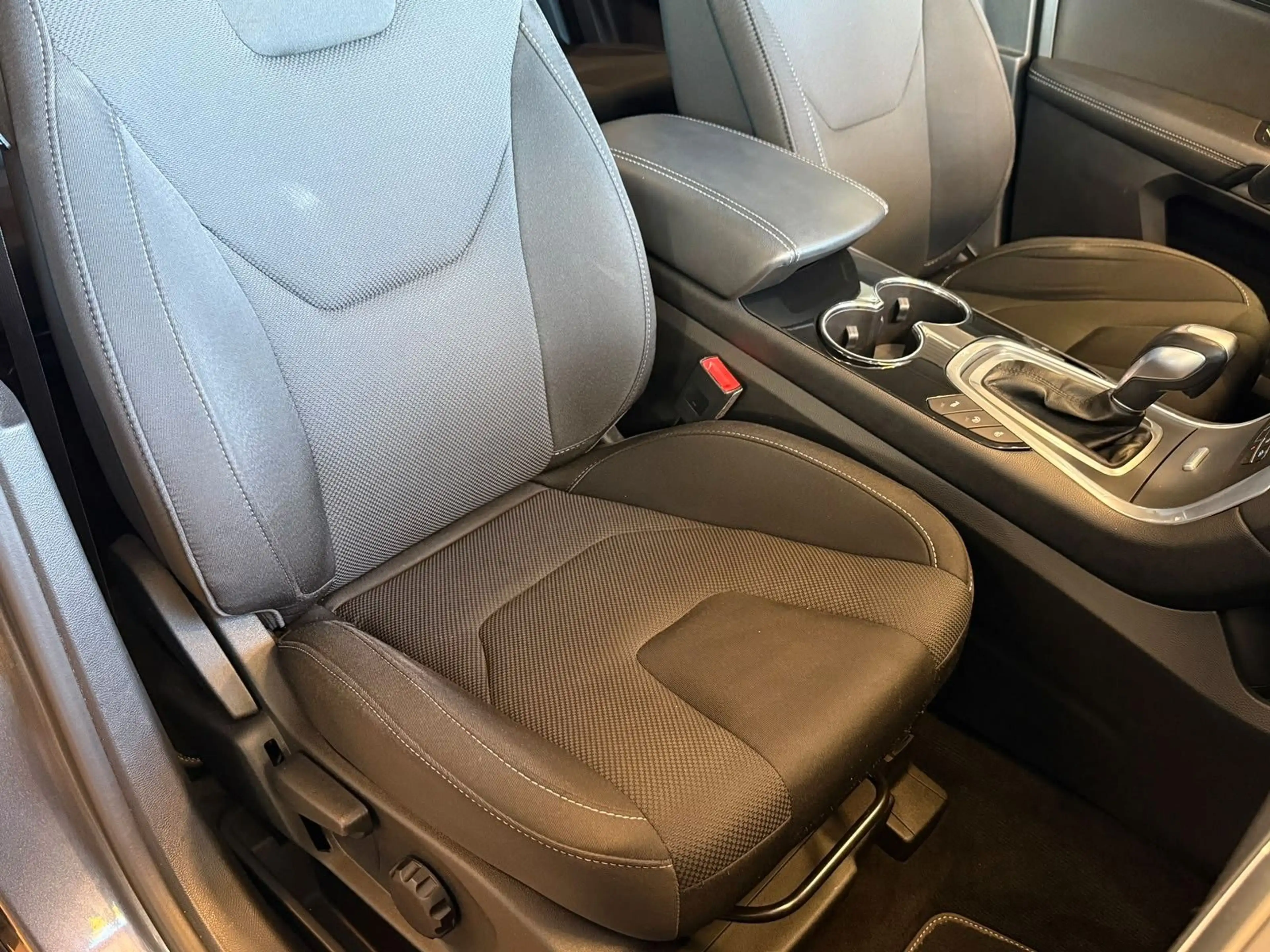 Ford S-Max S-MAX Titanium 7 Sitzer / Standhzg / Kamer — photo 13