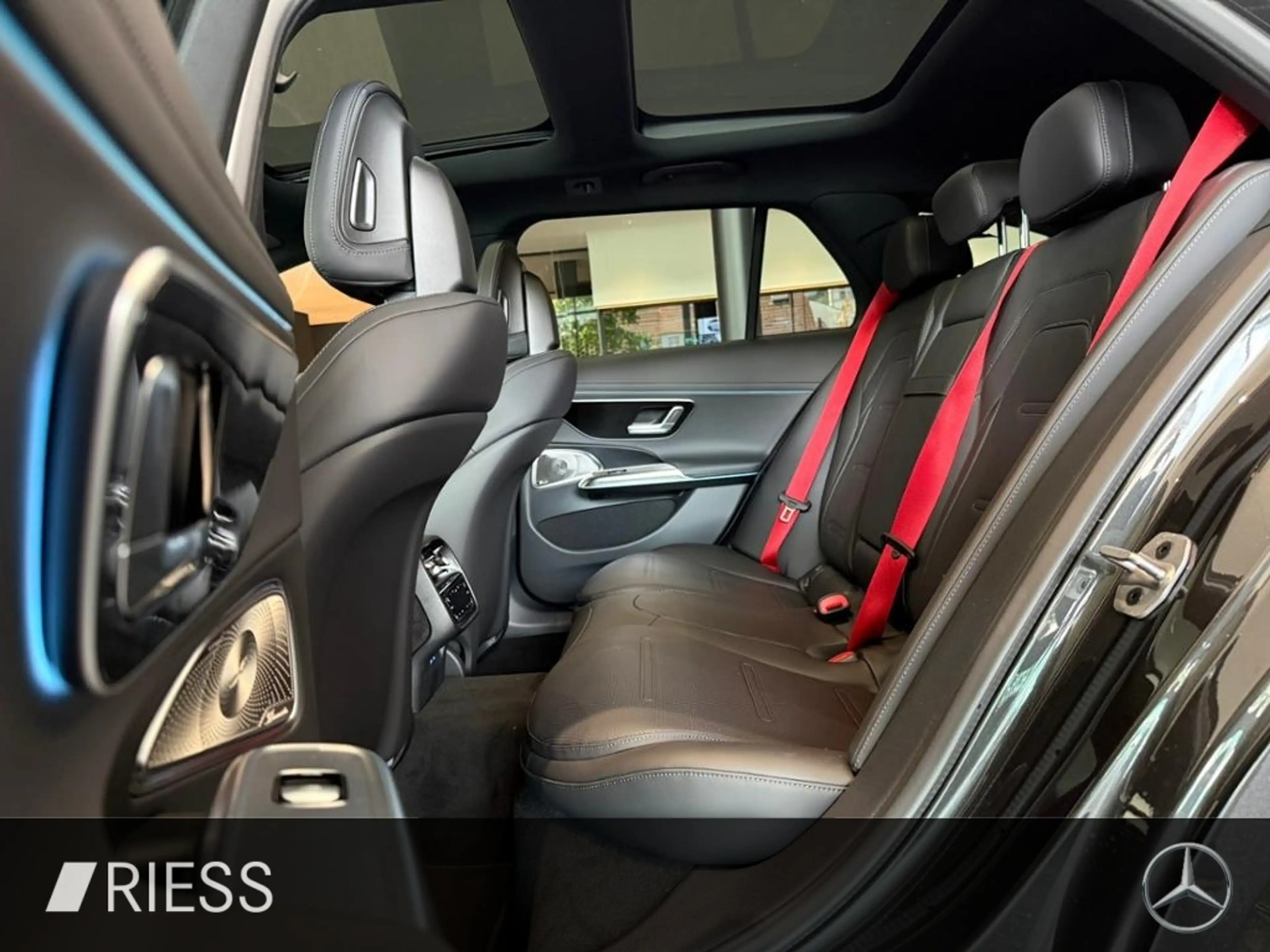 Mercedes-Benz E 53 AMG E 53 T AMG HYBRID PANO+HUD+DISTR+AHK+KEYL+BURM4D — photo 5
