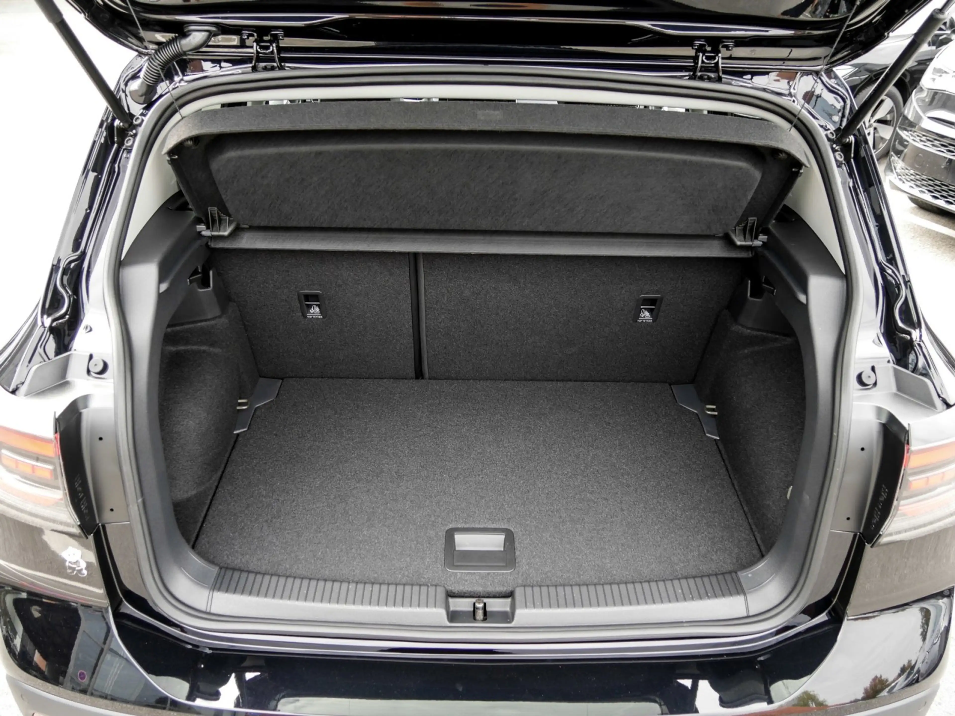 Volkswagen T-Cross ENERGY 1.0 TSI DSG LED Navi AHK TravelAss. Ganz... — photo 12