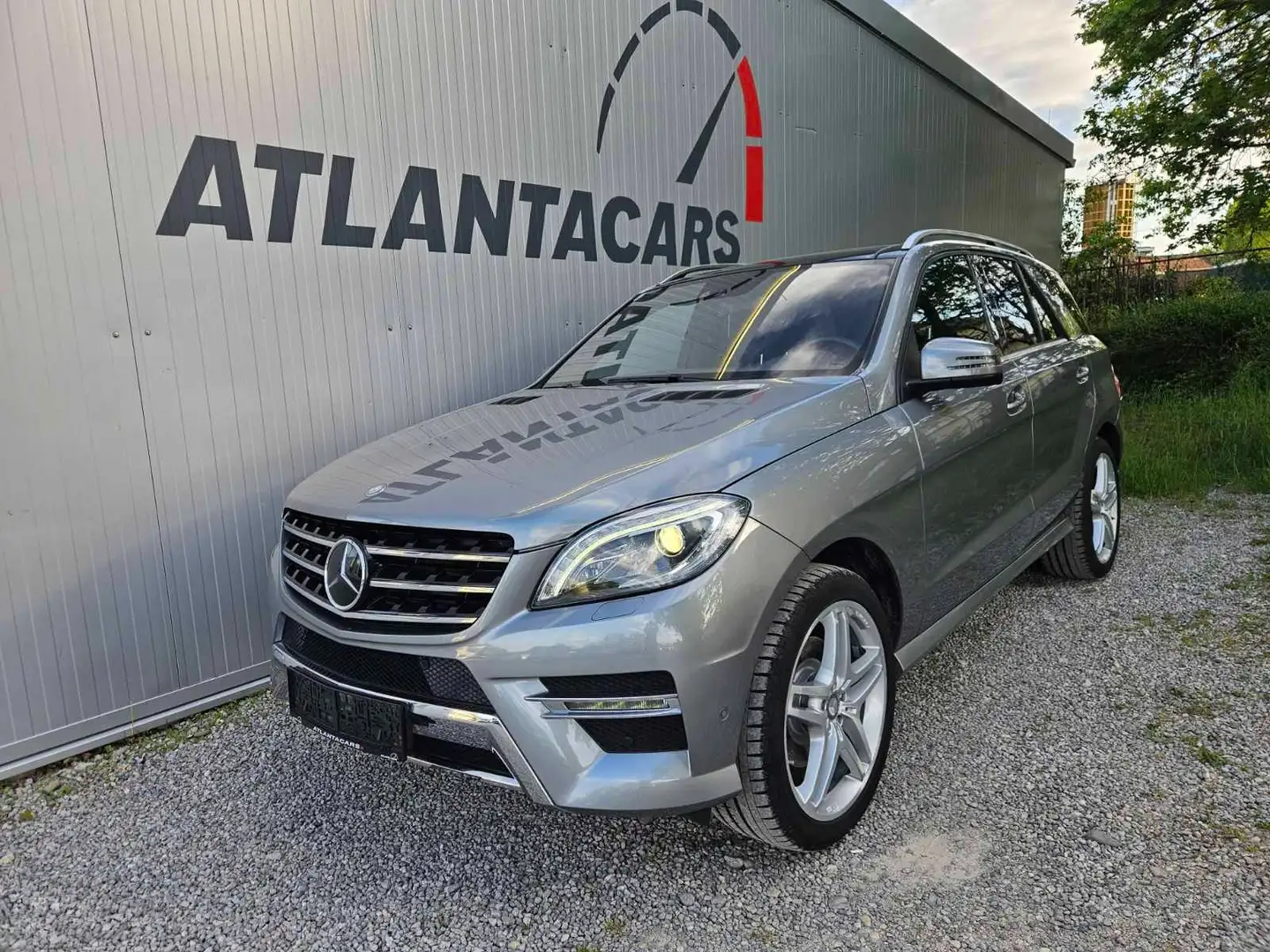 Mercedes-Benz ML 350 ML 350 CDI BlueTec (166.024) Grau - 1