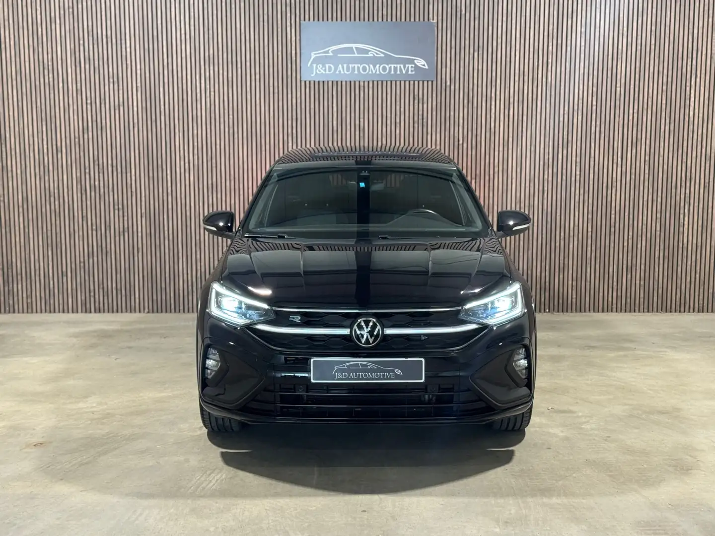 Volkswagen Taigo 1.0 TSI R-Line DSG PANO Zwart - 2