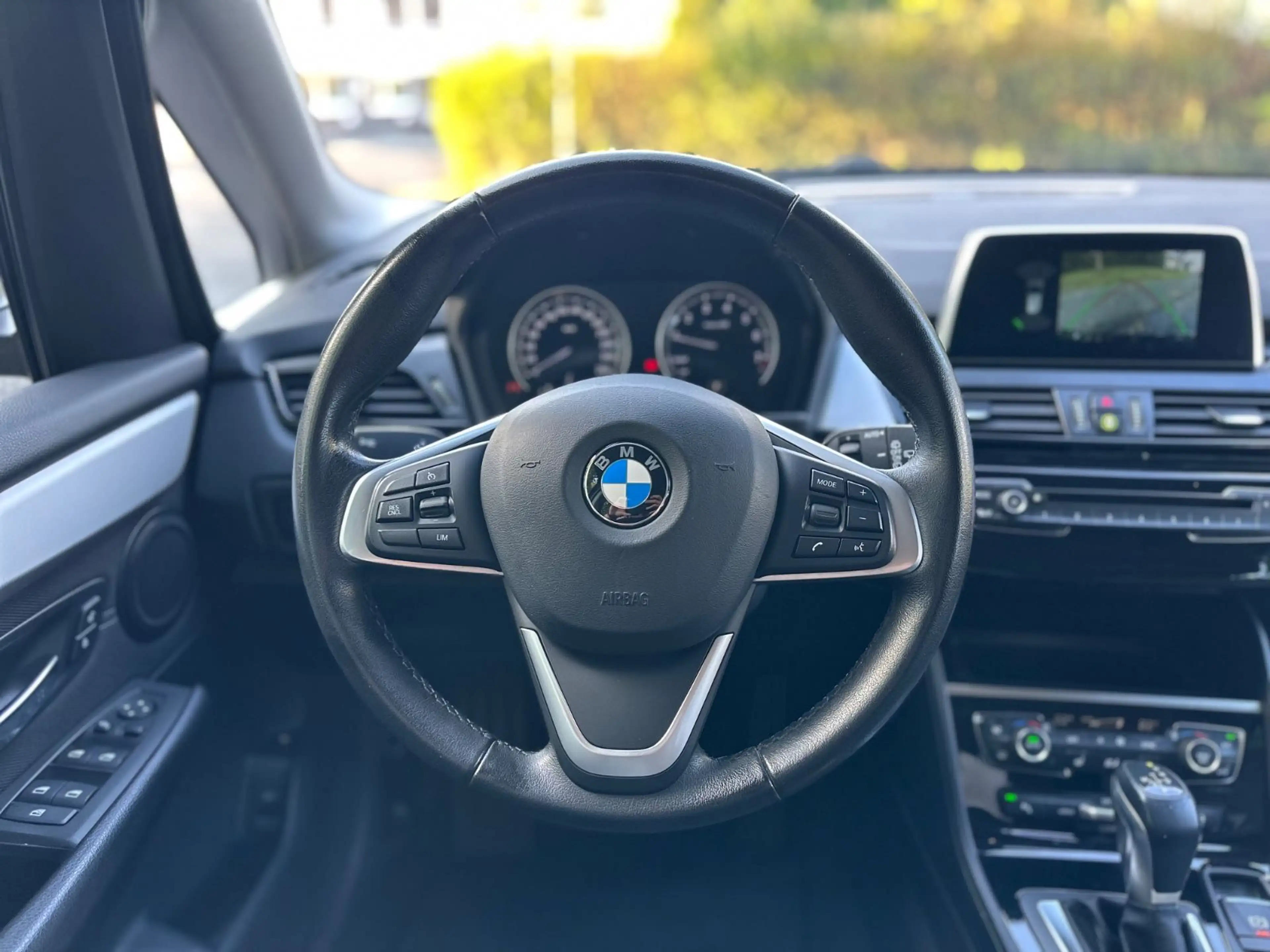 BMW 225 Advantage,Automatik — photo 9