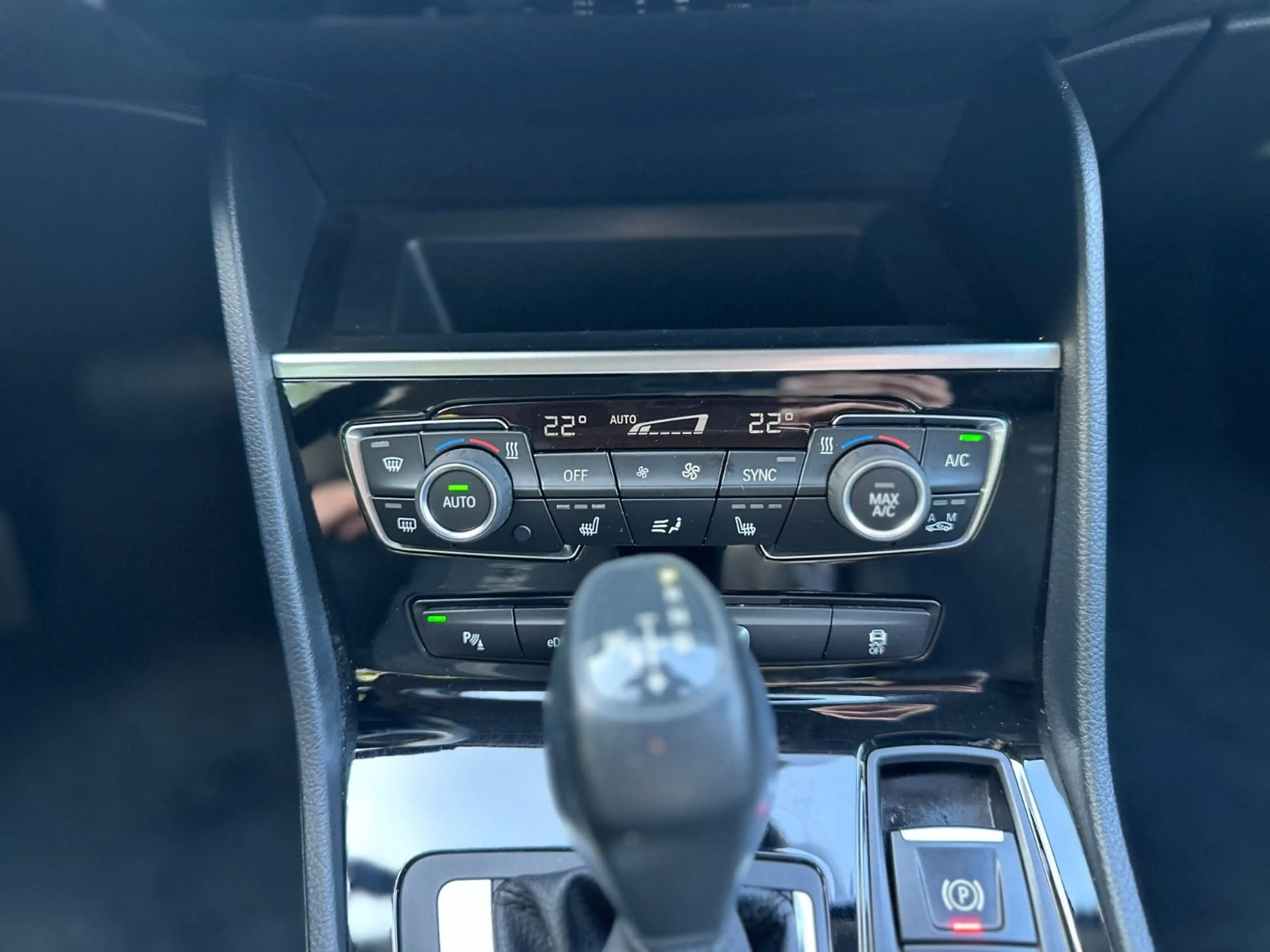 BMW 225 Advantage,Automatik — photo 14