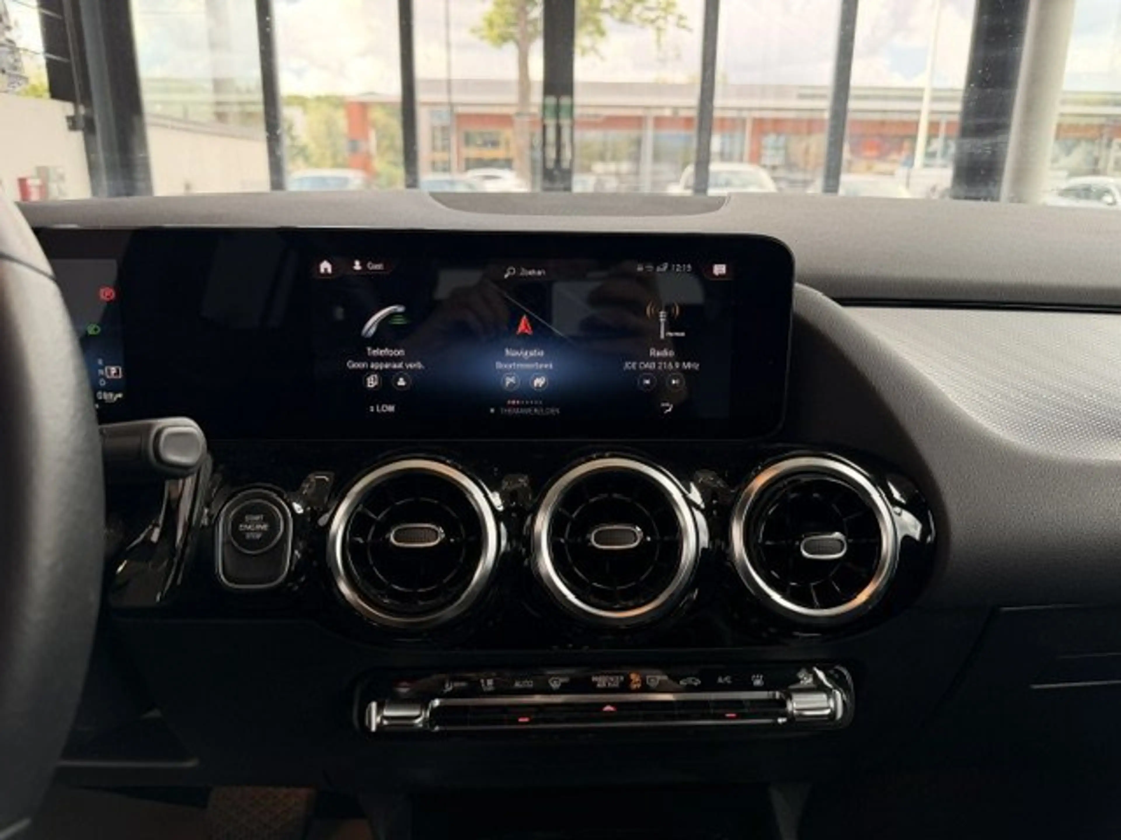 Mercedes-Benz GLA 250 250e PLUG-IN HYBRID AUTOMAAT PANO OPEN DAK — photo 12