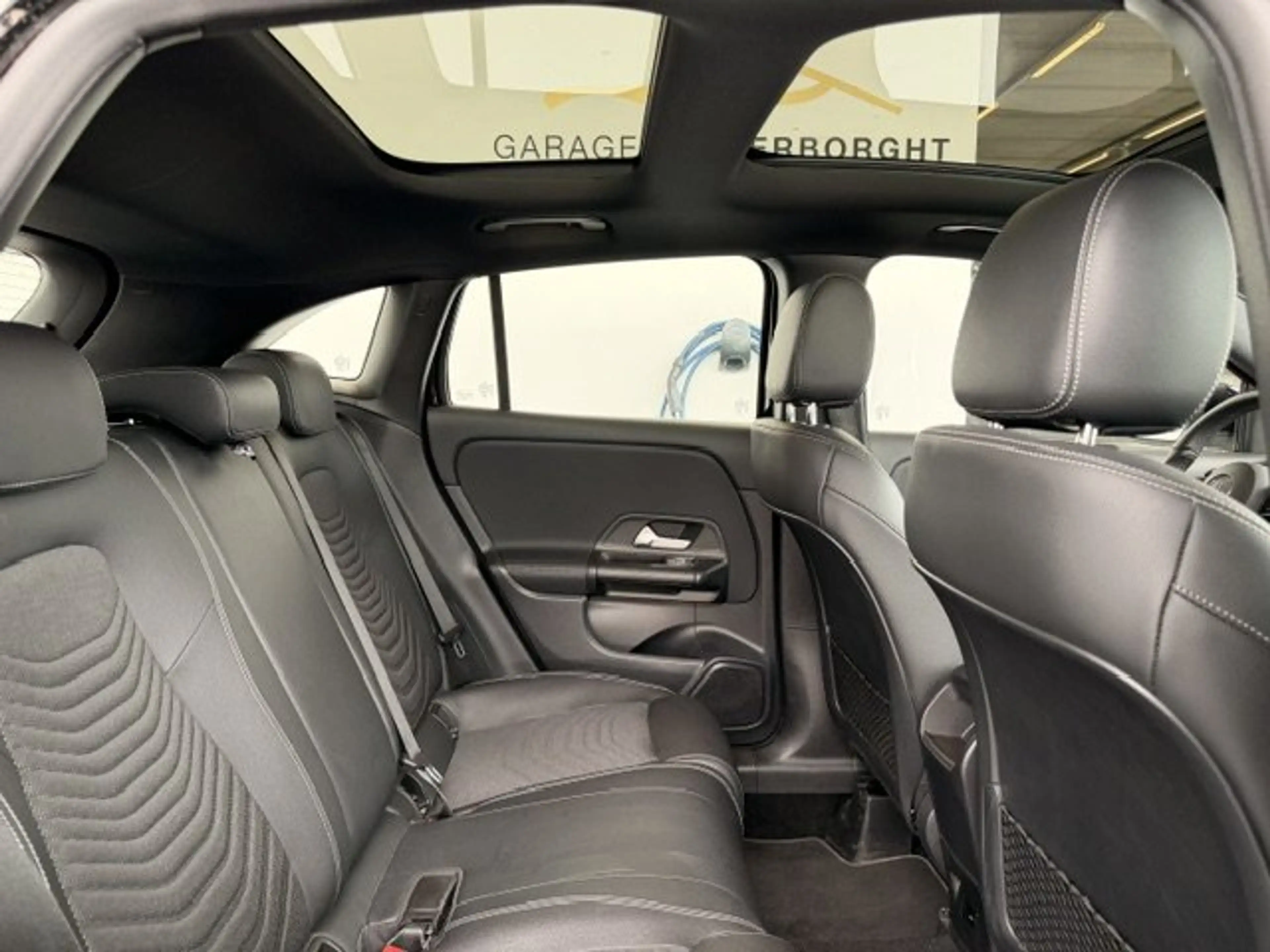 Mercedes-Benz GLA 250 250e PLUG-IN HYBRID AUTOMAAT PANO OPEN DAK — photo 8