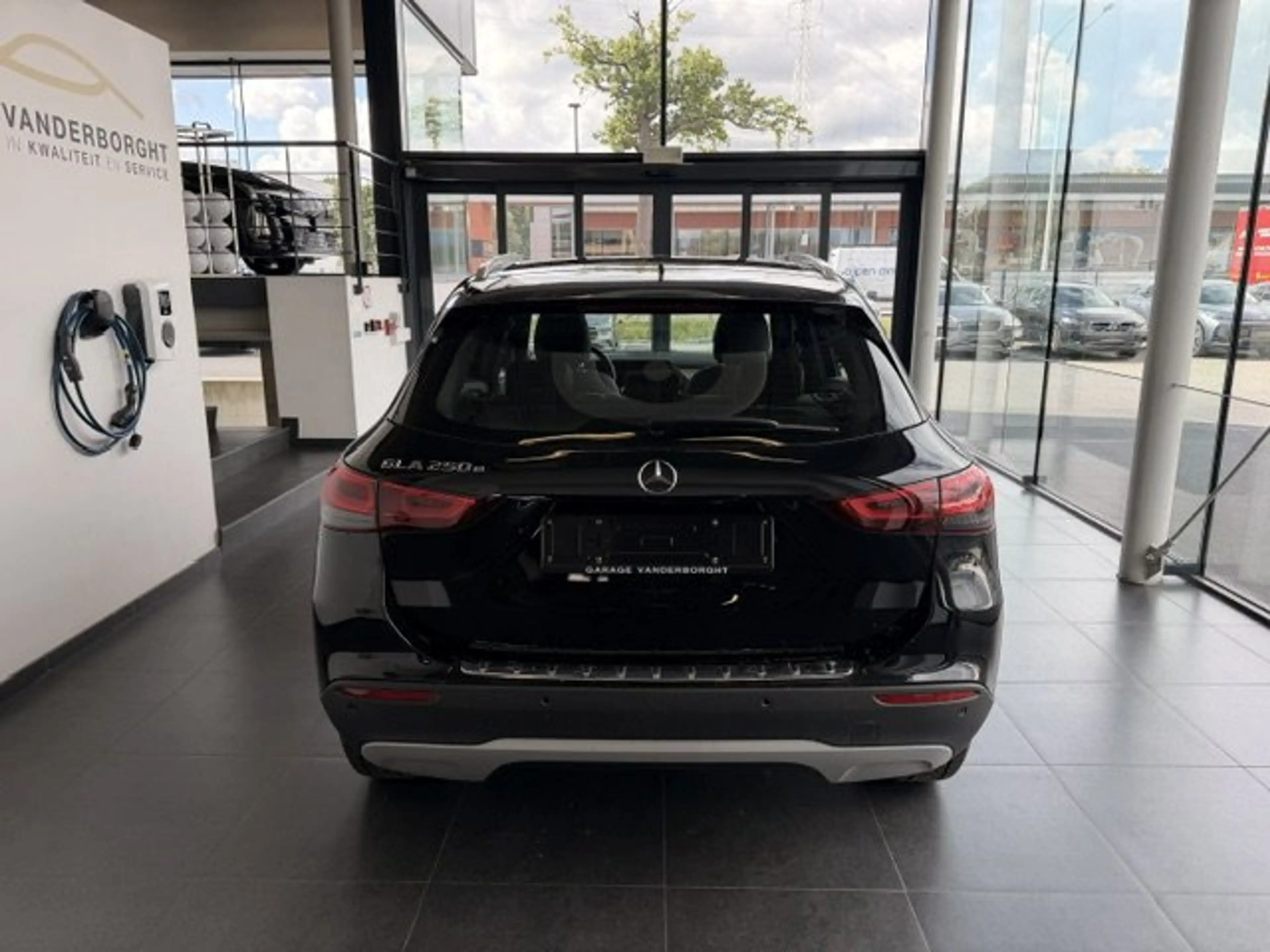 Mercedes-Benz GLA 250 250e PLUG-IN HYBRID AUTOMAAT PANO OPEN DAK — photo 6