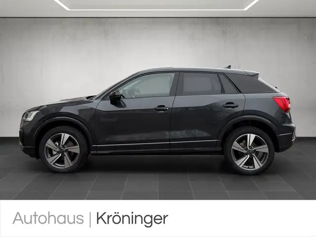 Audi Q2 view 3