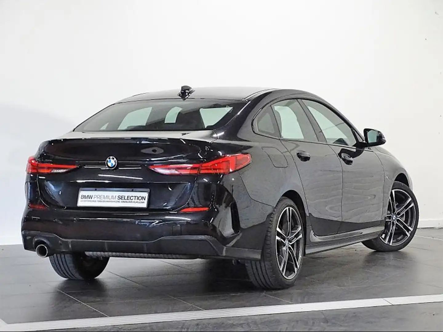 BMW 218 m sport - led - navi Zwart - 2