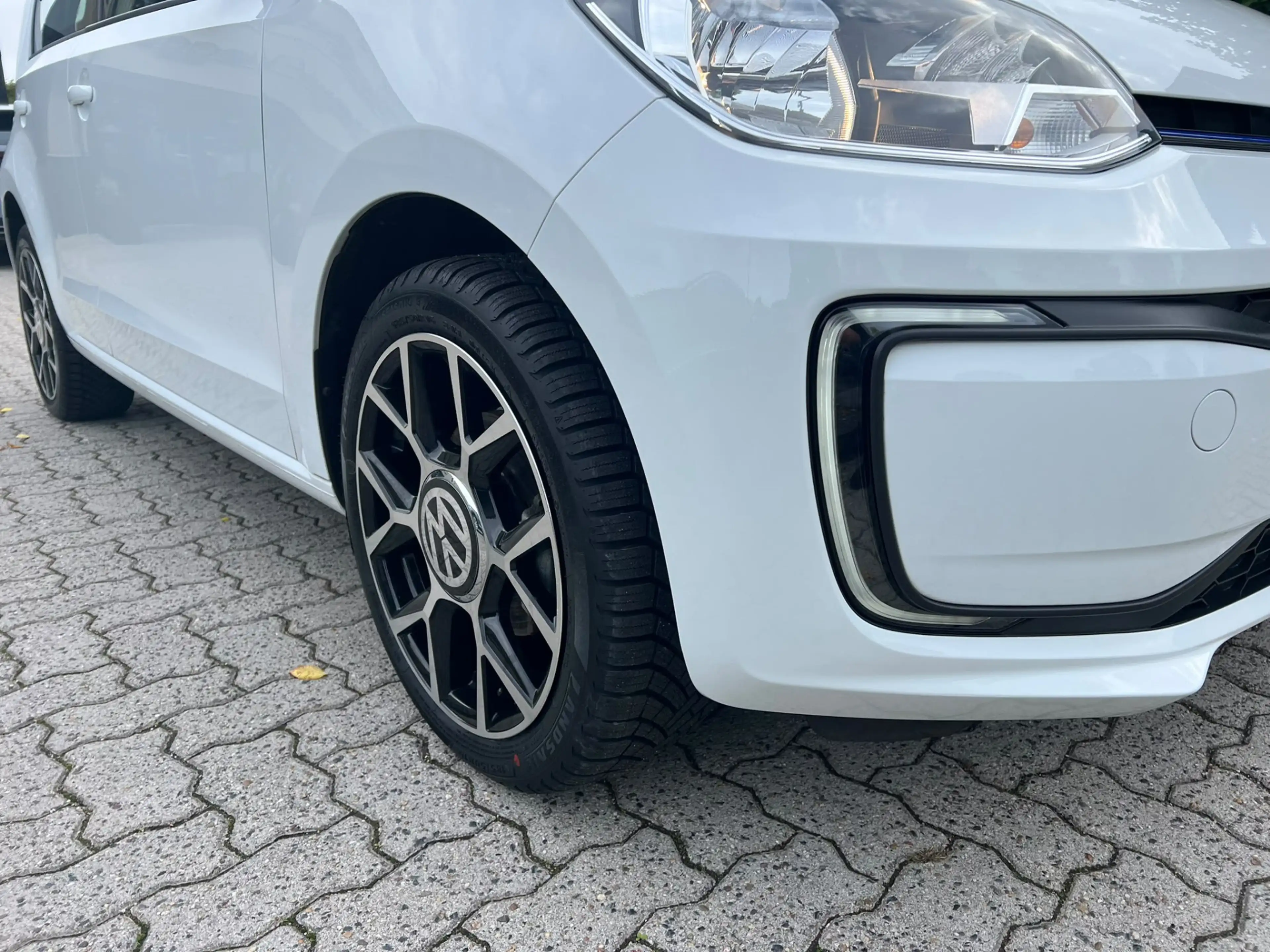 Volkswagen e-up! e-up! camera, cruise, stoelverw, airco — photo 8