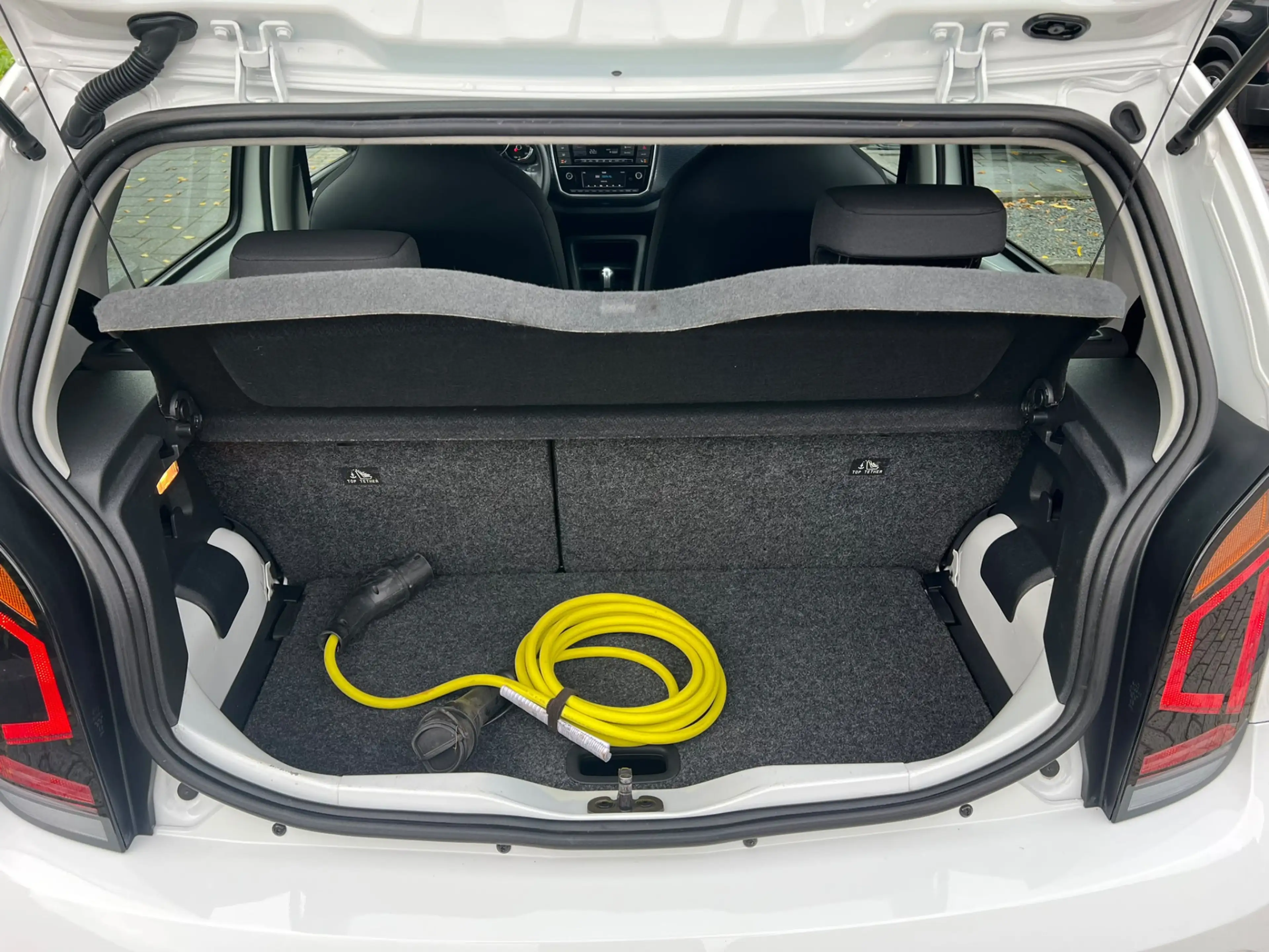 Volkswagen e-up! e-up! camera, cruise, stoelverw, airco — photo 6