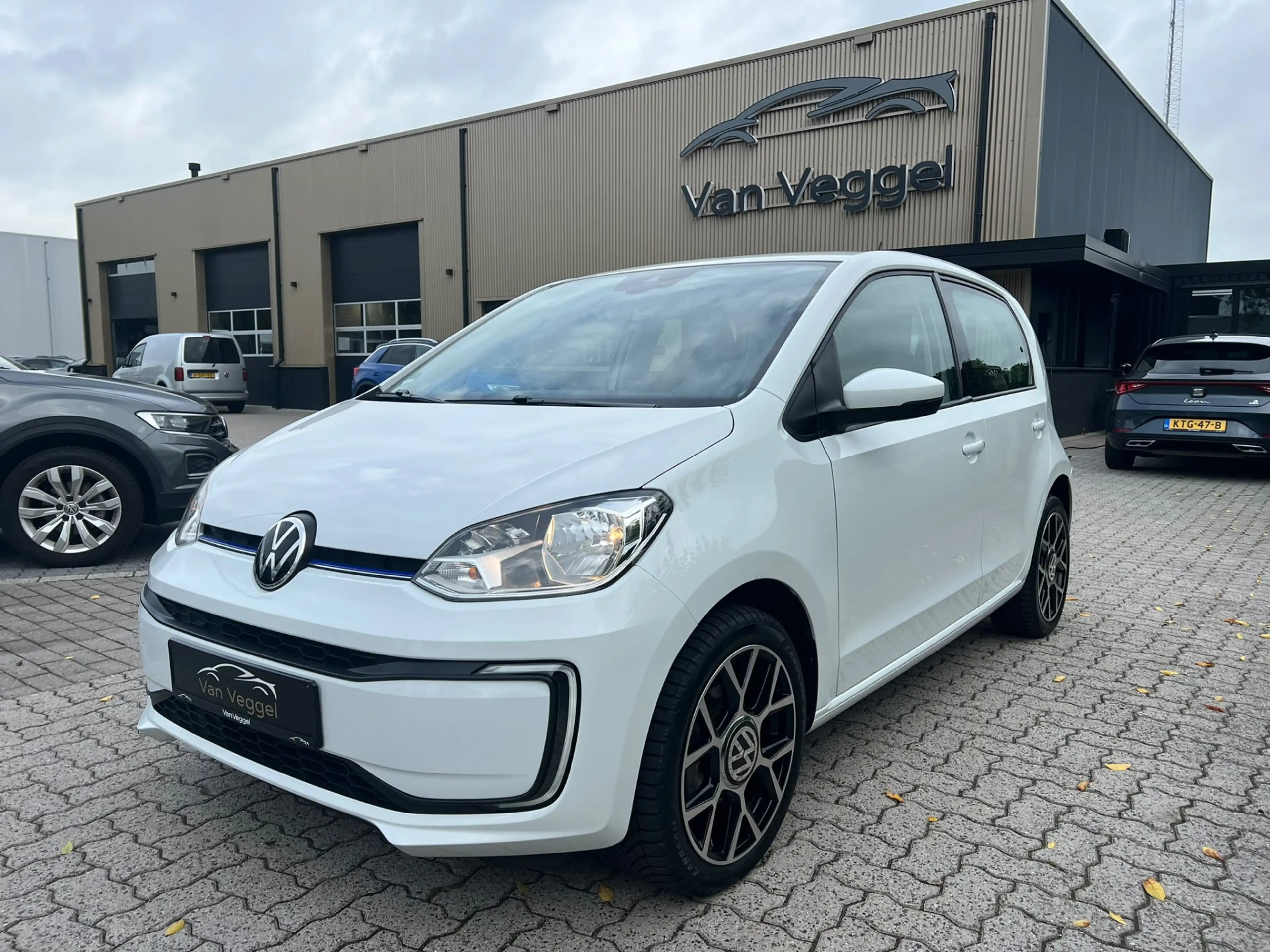 Volkswagen e-up! e-up! camera, cruise, stoelverw, airco — photo 7