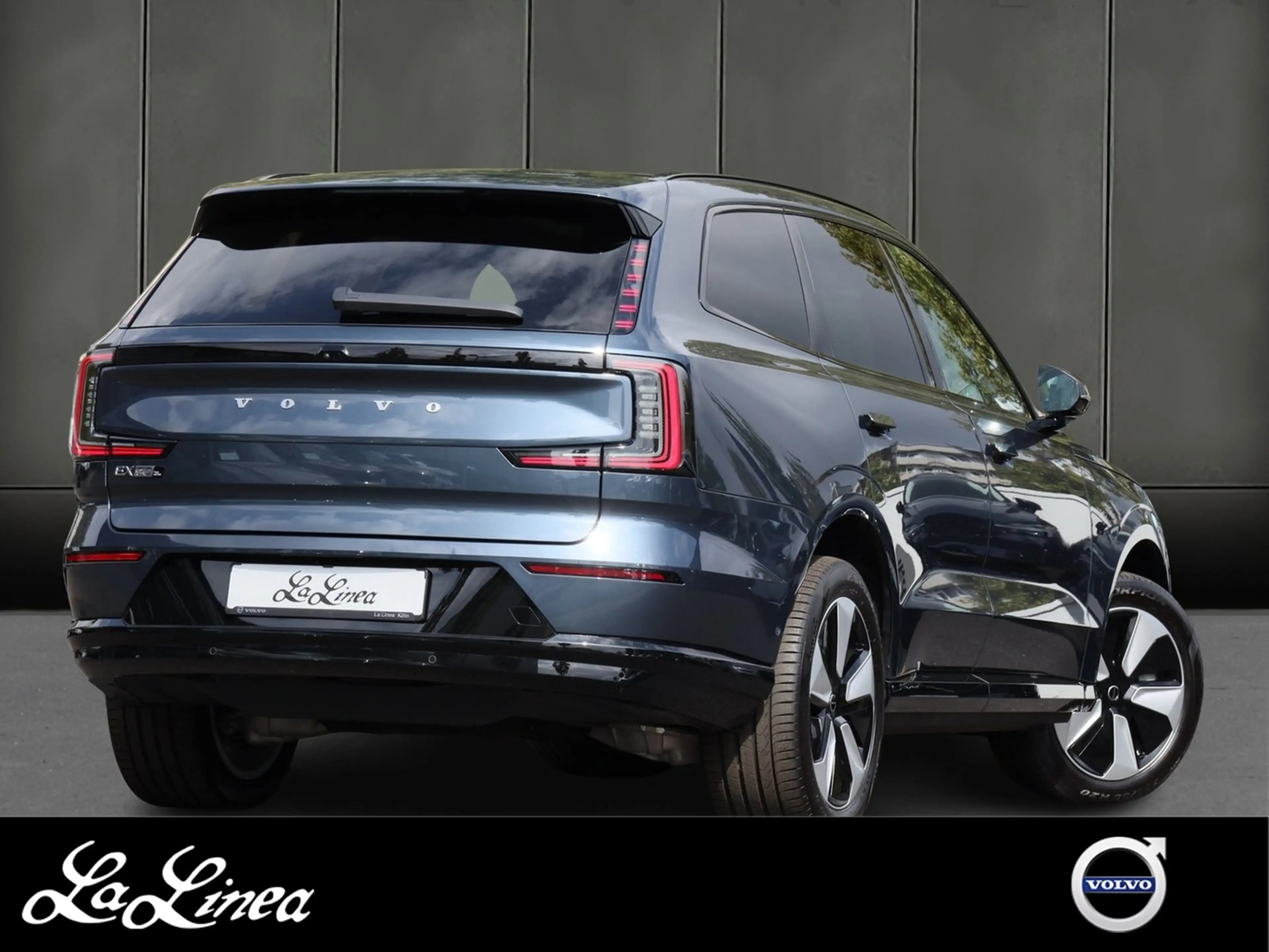 Volvo EX90 Twin Engine AWD PLUS NP:104.260,-//PILOT-ASSIST... — photo 2