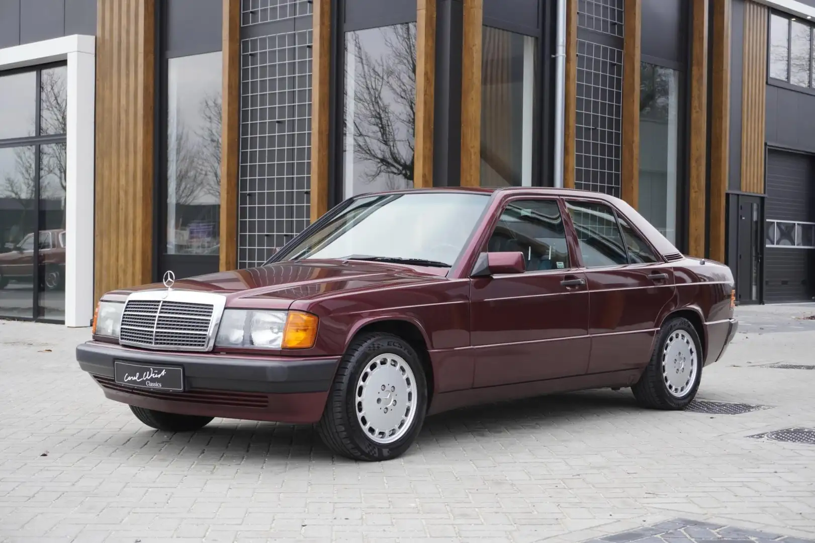 Mercedes-Benz 190 1.8E Rosso Rojo - 1
