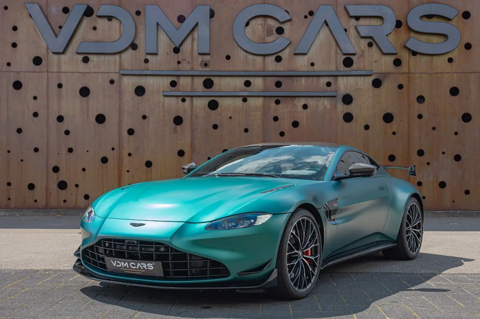 Aston Martin V8 Vantage F1 *CARBON*AEROKIT*360*ELEC.SEAT Grün - 1