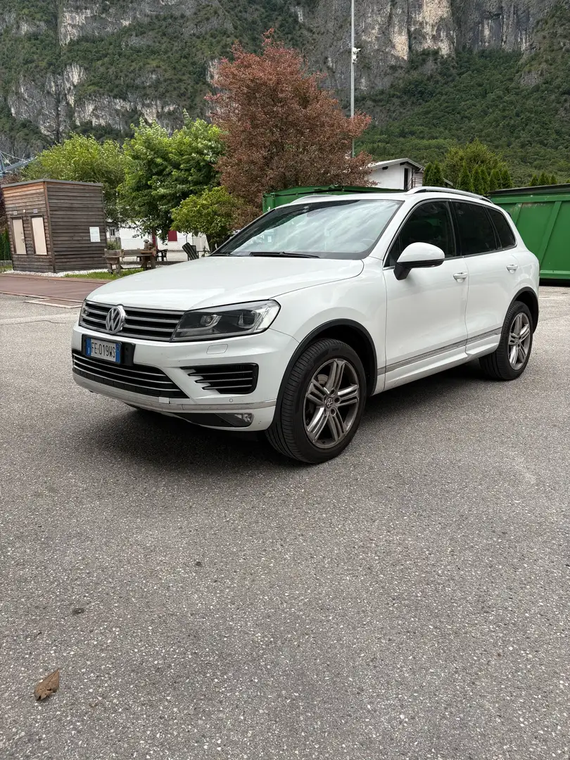 Volkswagen Touareg 3.0 V6 tdi Executive 262cv tiptronic - 1