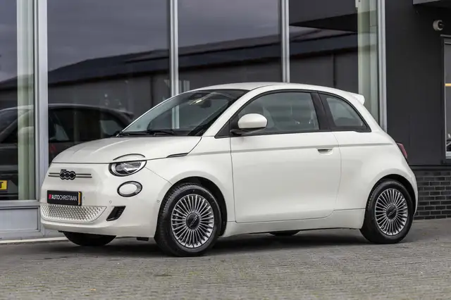 Fiat 500 view 13