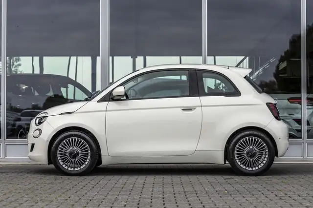 Fiat 500 view 5