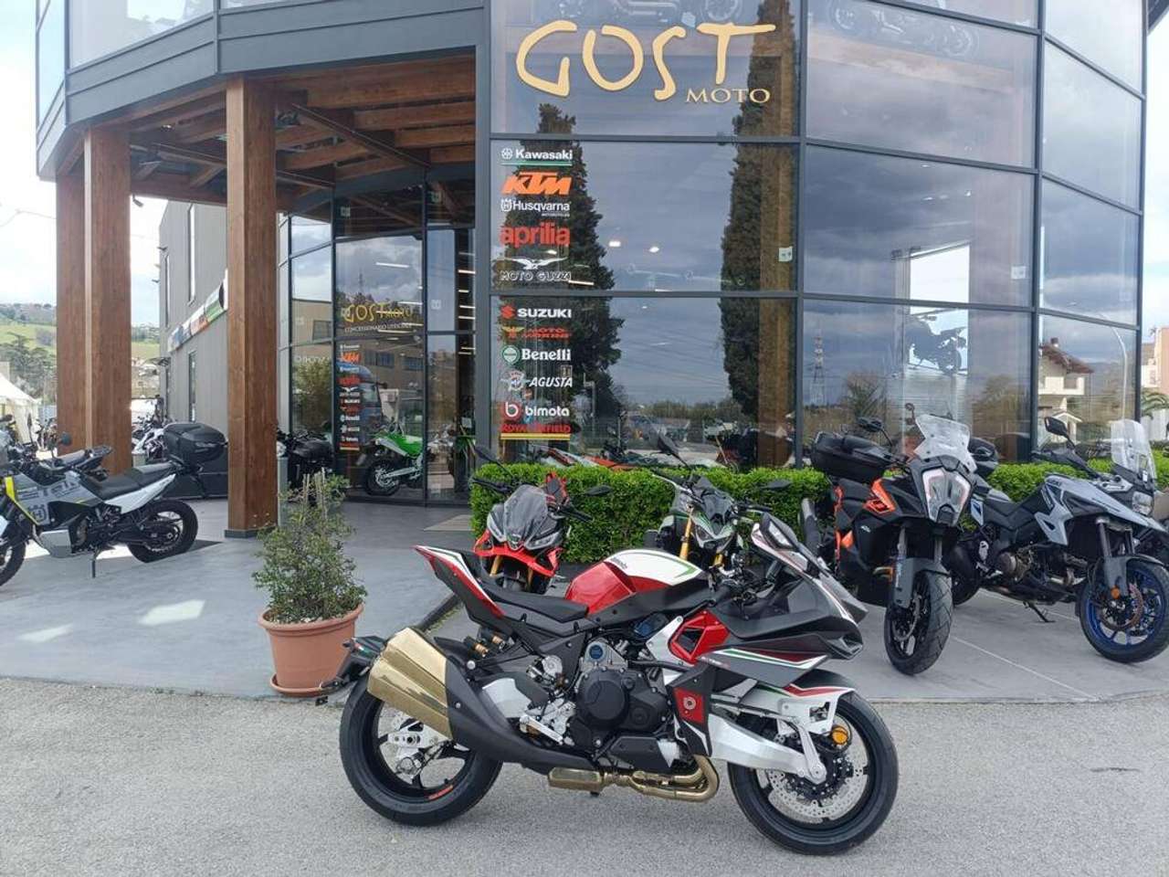 Bimota Others ZRPBTZH01ERS00069