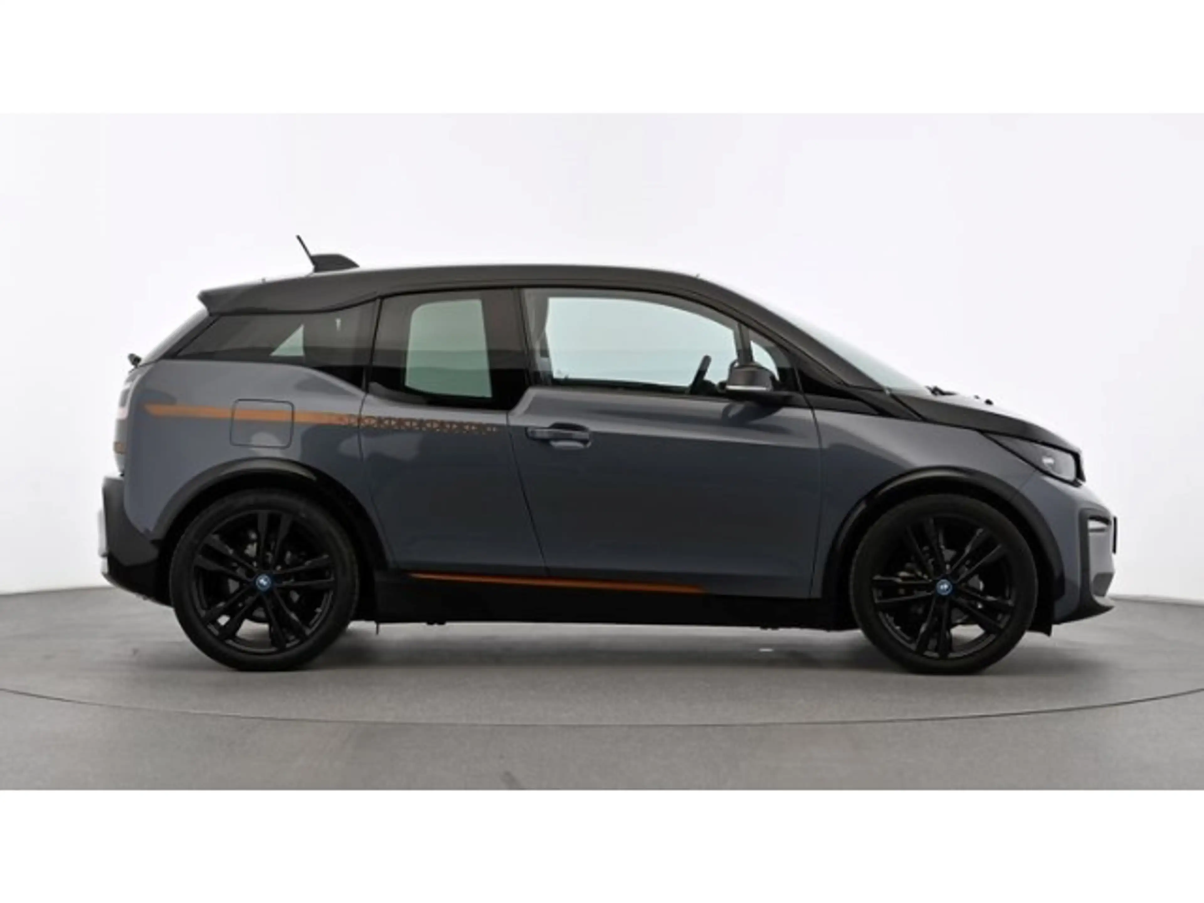 BMW i3 120Ah UNIQUE-FOREVER +LEDER+NAVI-PRO+SHZ+DAB — photo 6