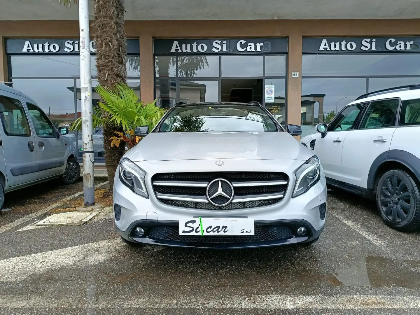 Mercedes-Benz GLA 200 d (cdi) Enduro 4matic auto Argento - 2