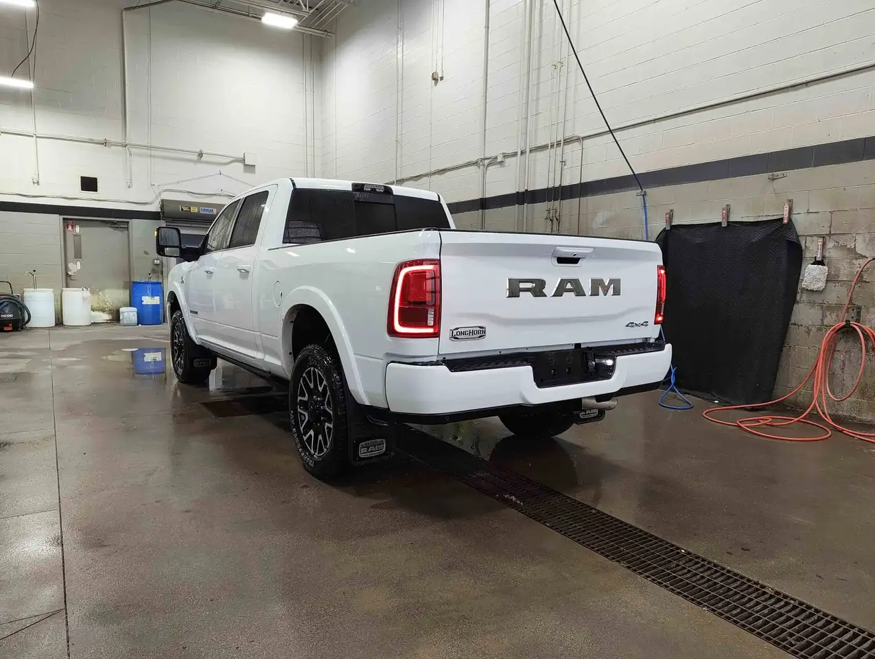 RAM 2500 photo RAM 2500