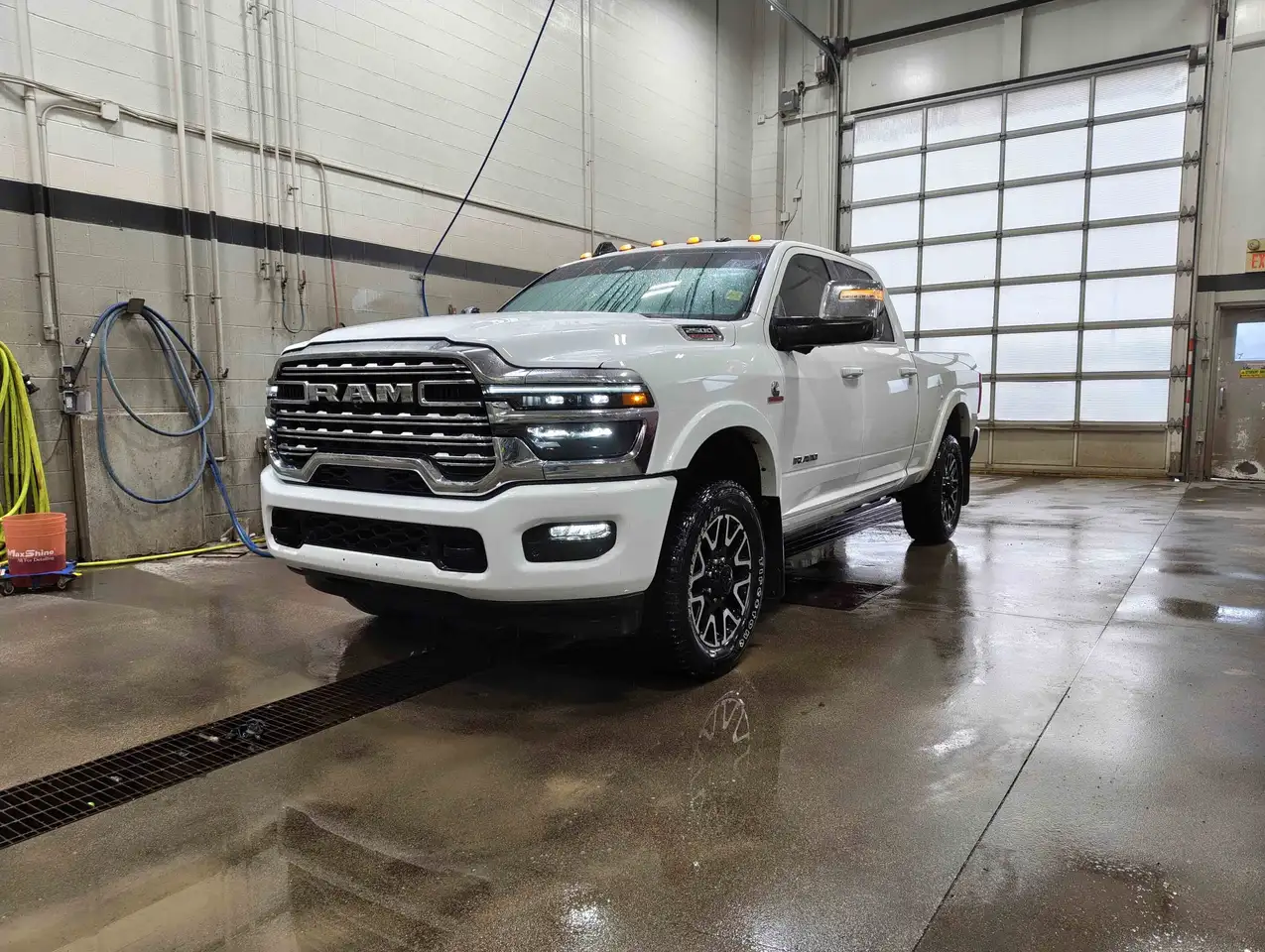 RAM 2500 photo RAM 2500