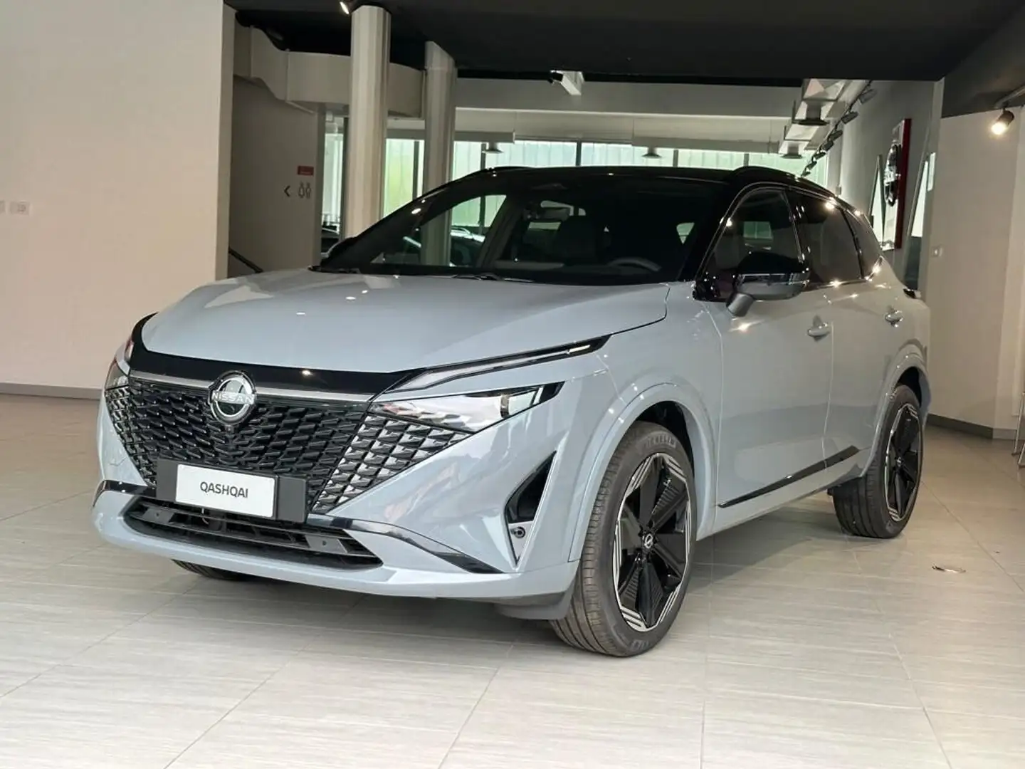 Nissan Qashqai 1.3 mhev N-Design 2wd 140cv Grau - 1