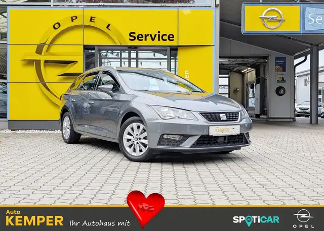 Seat Leon ST 1.6 TDI Style *SHZ*PDC*Navi*