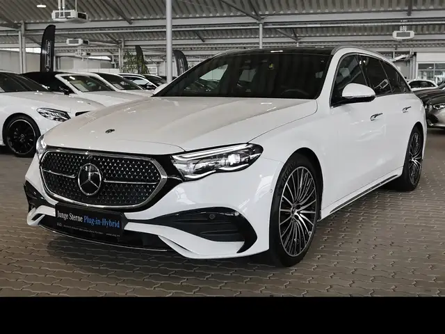 Mercedes-Benz E 300 e T AMG PANO+20+ENERGIZING PLUS+NP 98.883