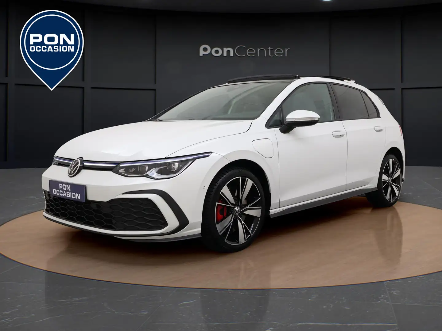 Volkswagen Golf GTE 1.4 eHybrid 245PK DSG | Pano.Dak | Camera | IQ.Lig Wit - 1