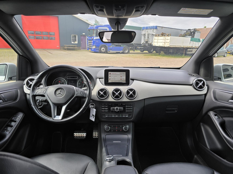 Mercedes-Benz B 180 Ambition Clima/Navi/PDC/LMV/Stoelverw. — photo 6