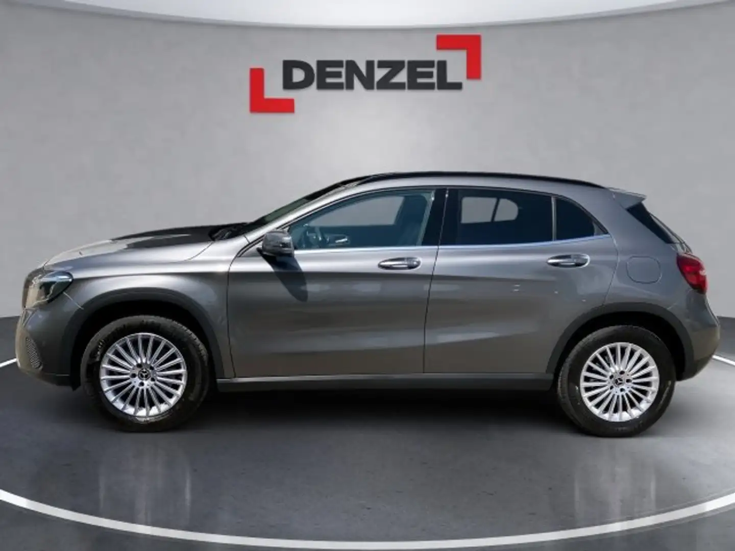 Mercedes-Benz GLA 220 4Matic Grau - 2