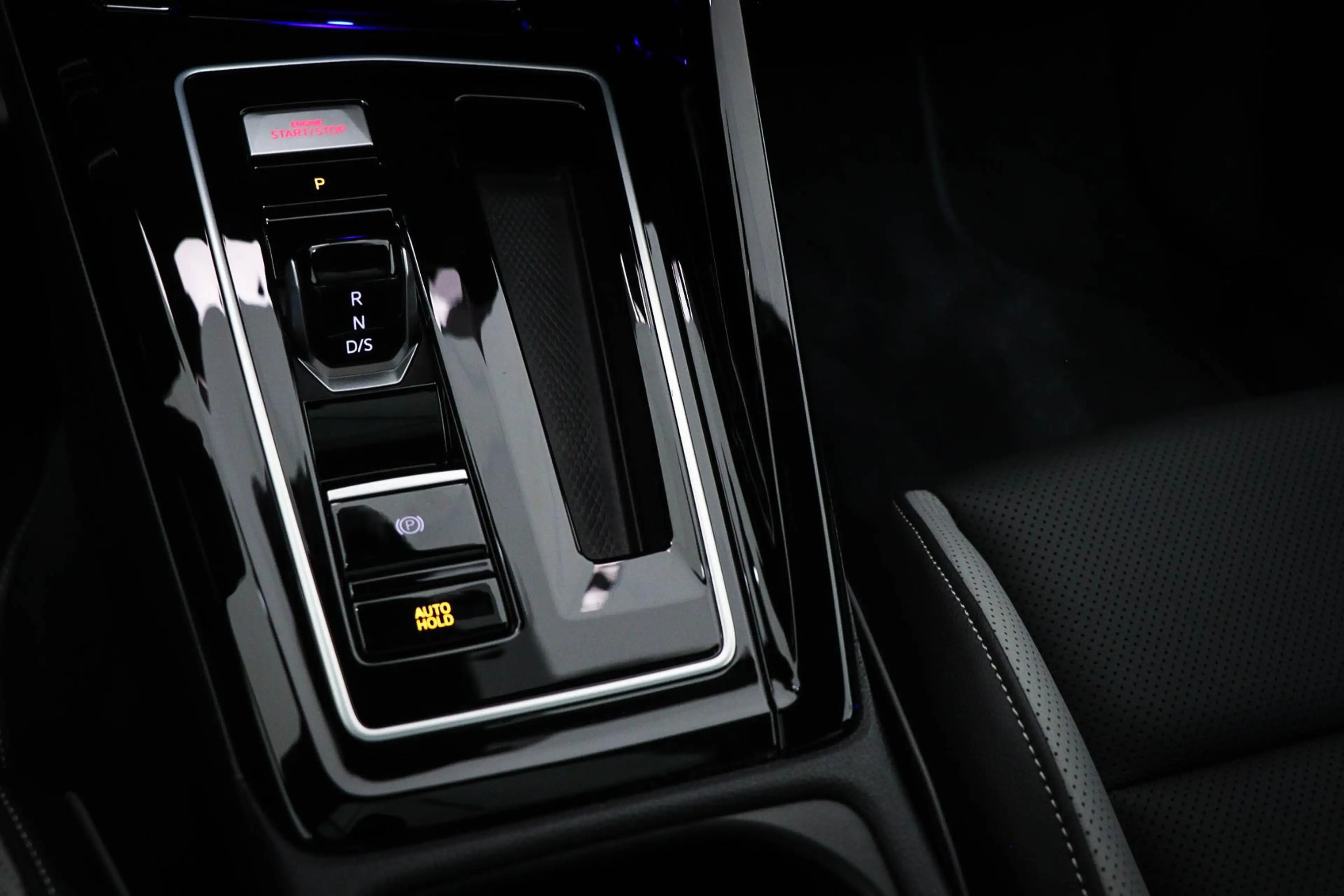Volkswagen Golf GTE 1.5 eHybrid | LEDER | PANORAMADAK | HEAD UP | STOE — photo 39