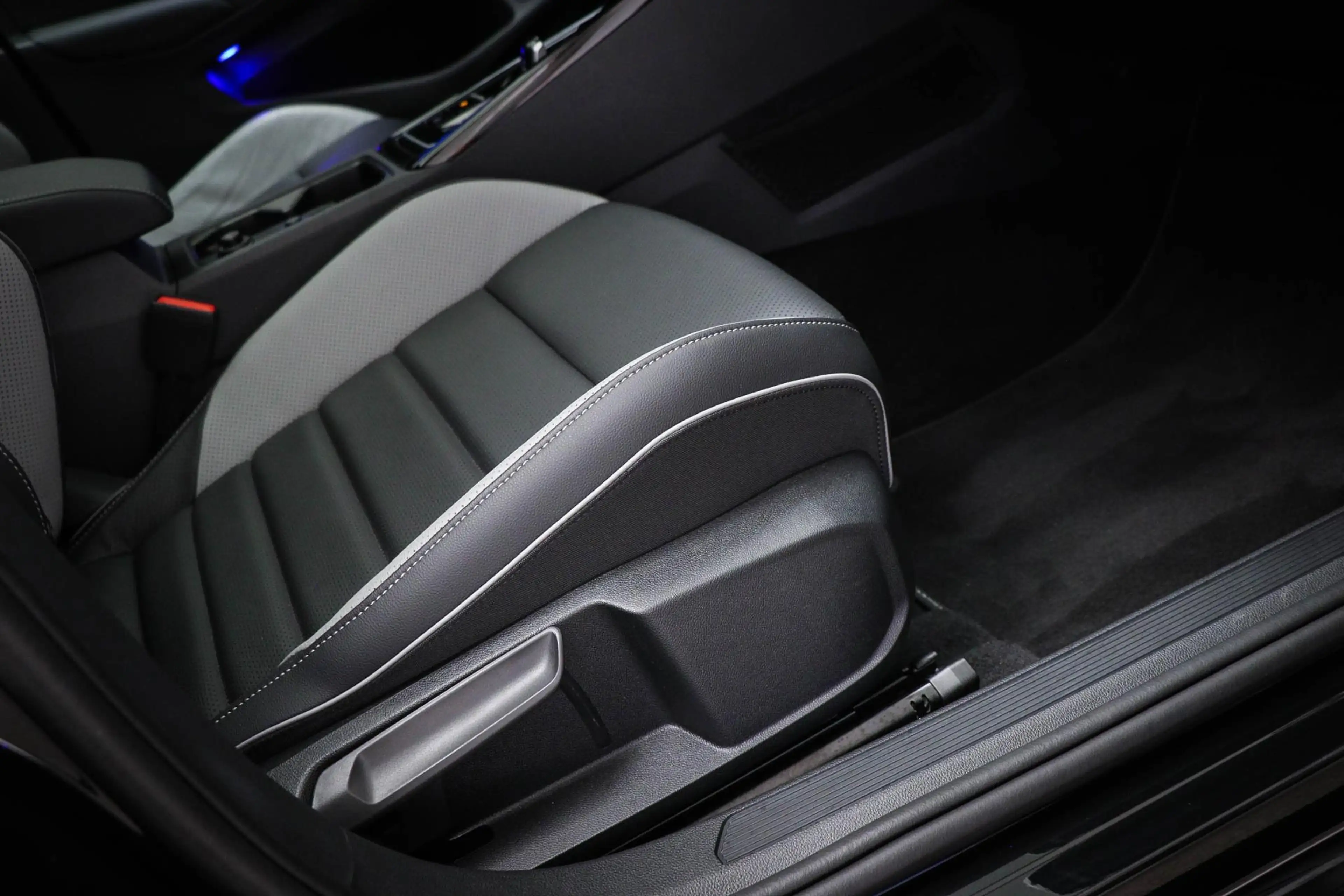 Volkswagen Golf GTE 1.5 eHybrid | LEDER | PANORAMADAK | HEAD UP | STOE — photo 14