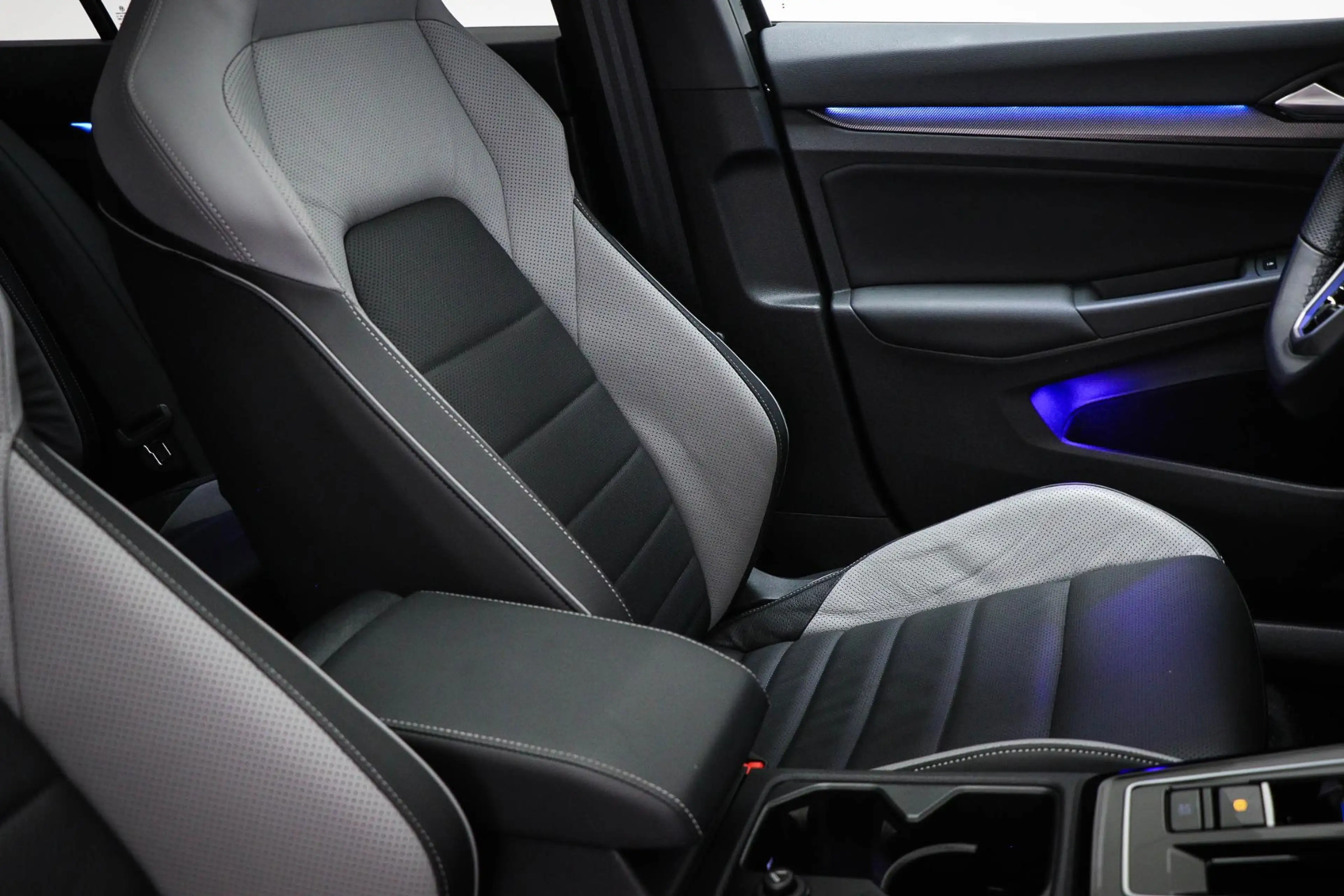 Volkswagen Golf GTE 1.5 eHybrid | LEDER | PANORAMADAK | HEAD UP | STOE — photo 13