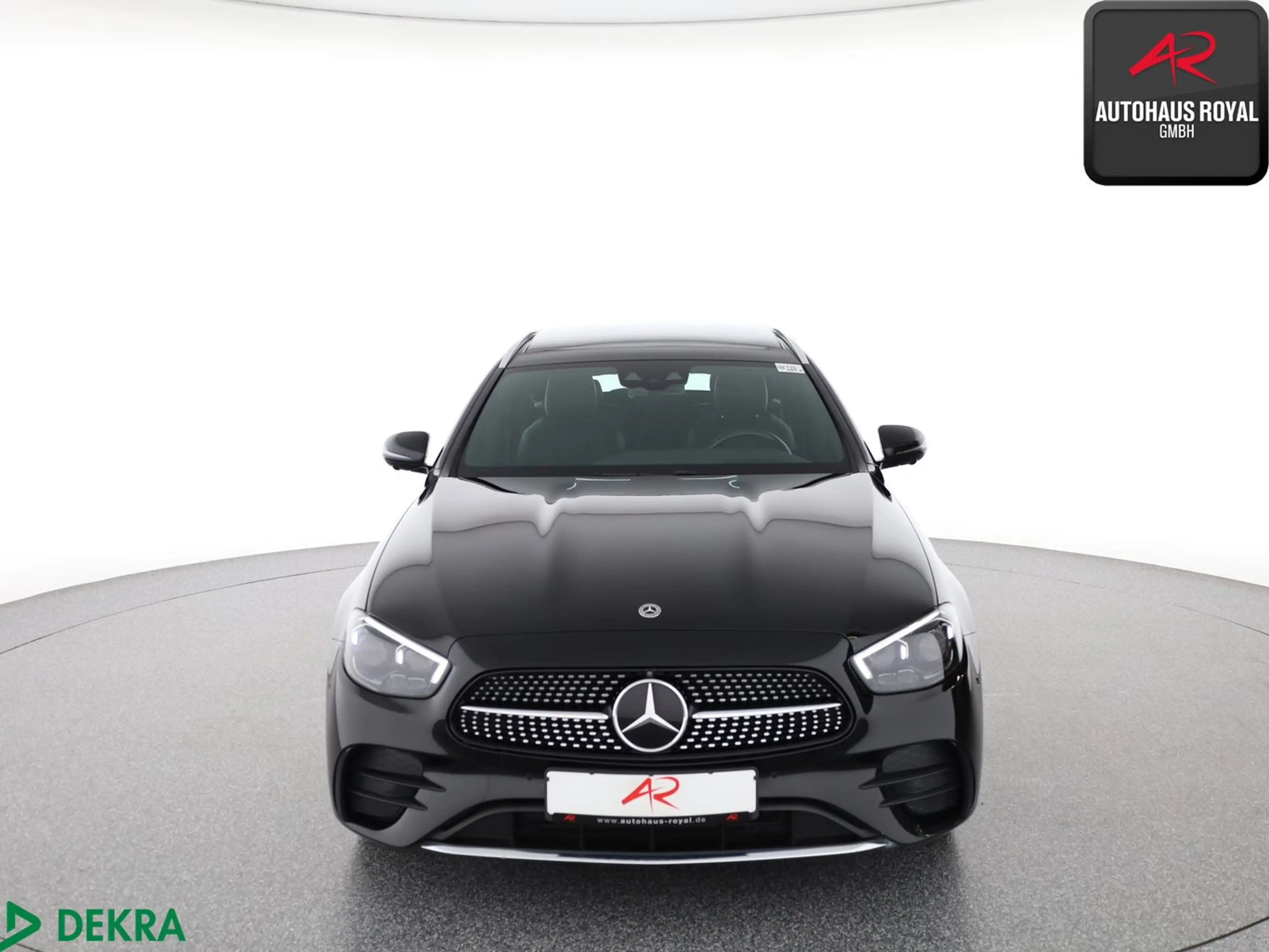 Mercedes-Benz E 400 d T 4M AMG HUD,360°,AIRMATIC,MULTIBEAM,ACC — photo 4