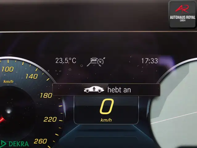 Mercedes-Benz E-Class view 15