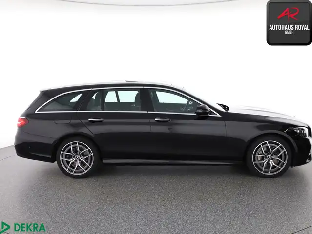 Mercedes-Benz E-Class view 7