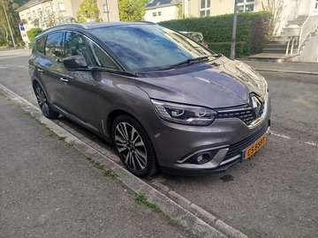 Blue dCi 150 EDC Initiale Paris