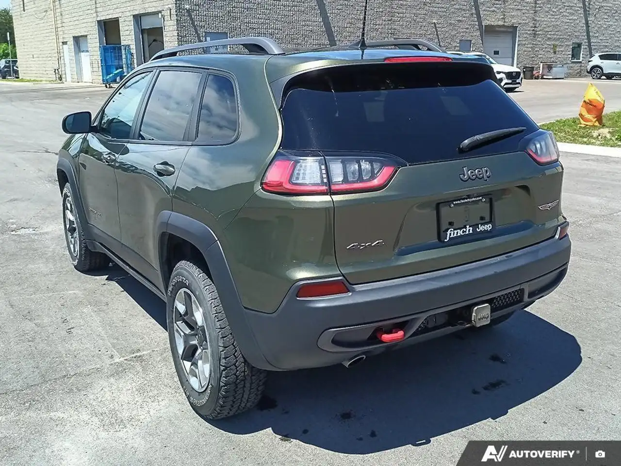Jeep Cherokee photo Jeep Cherokee