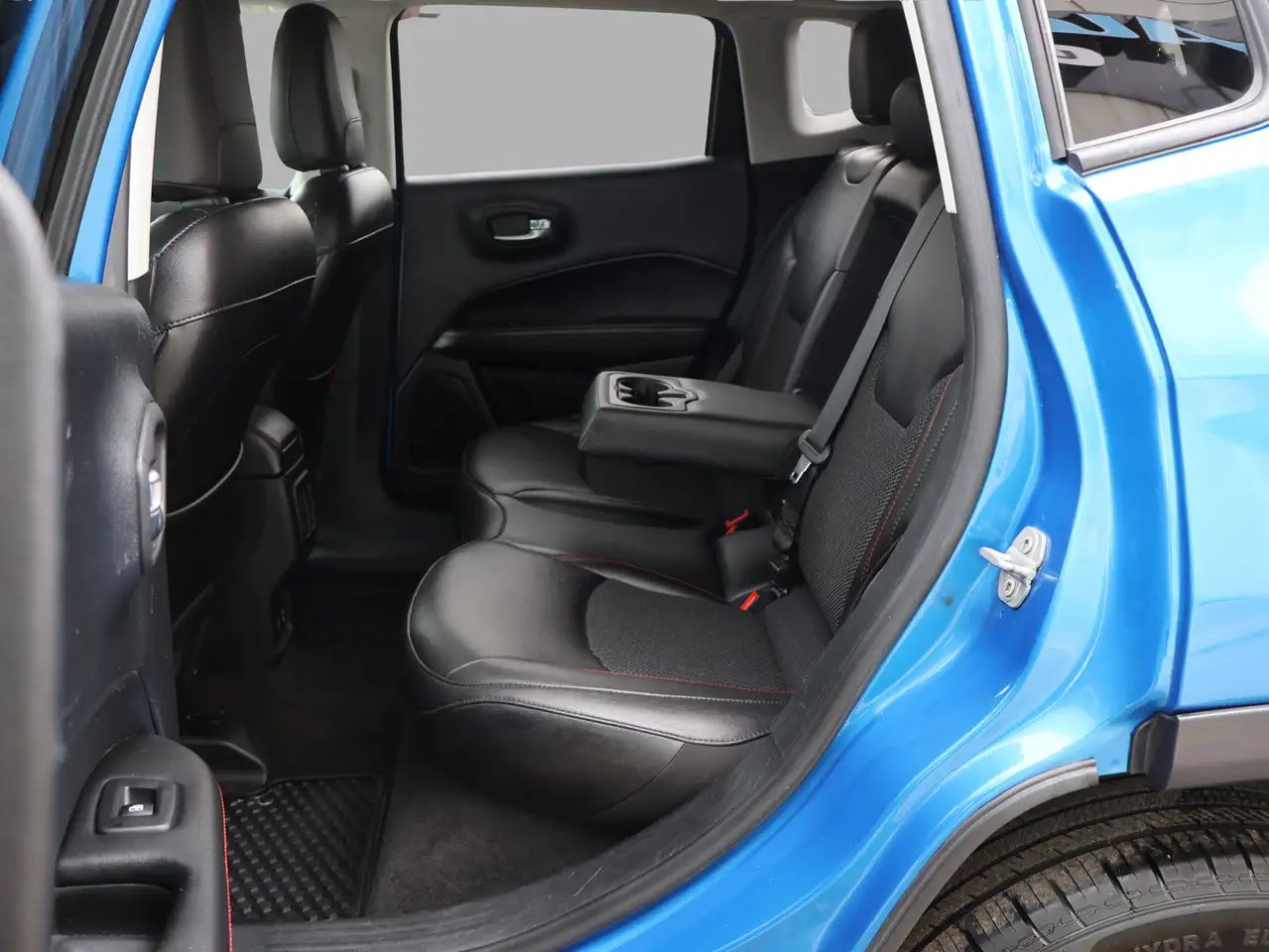 Jeep Compass снимка Jeep Compass