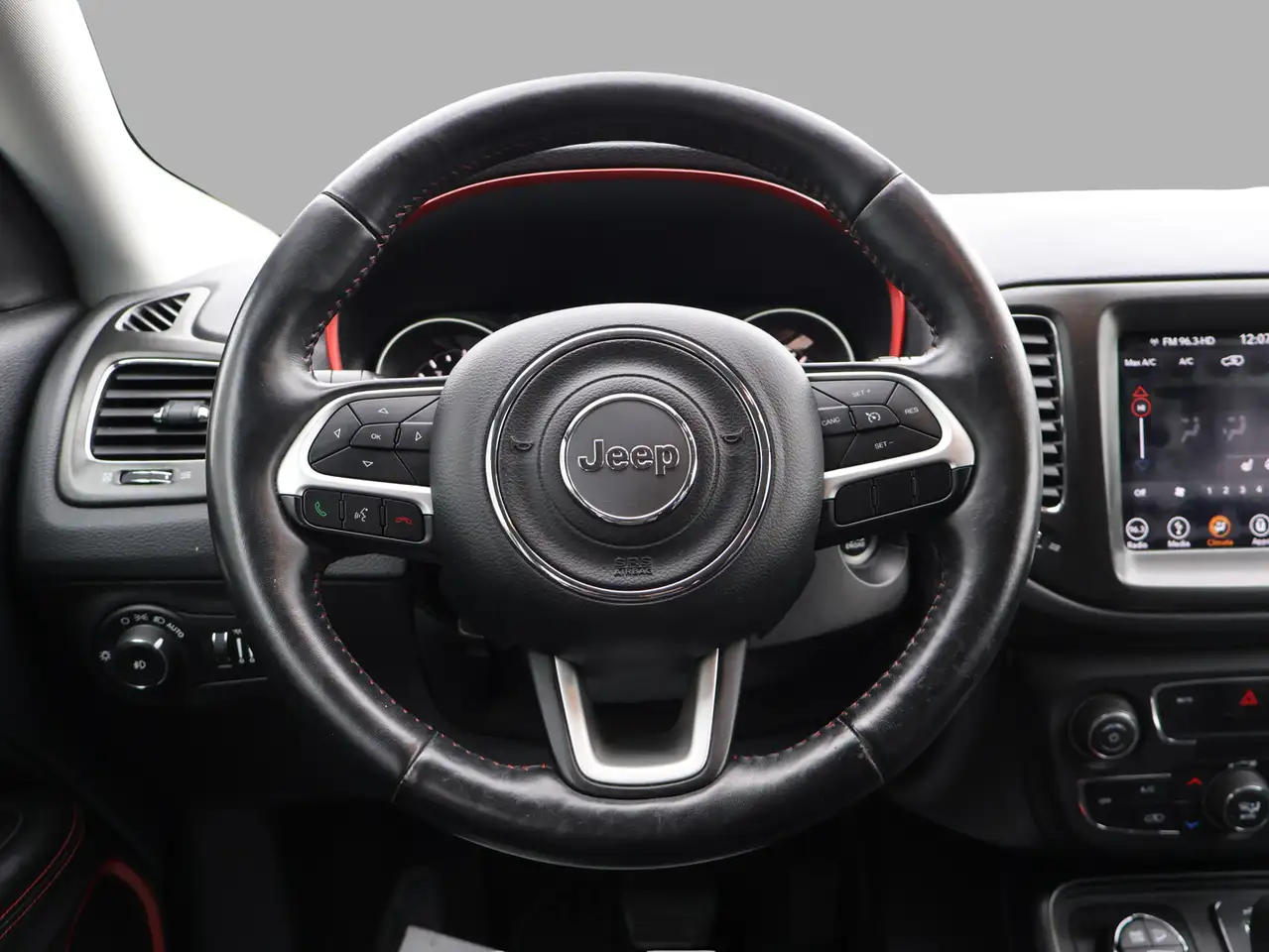 Jeep Compass снимка Jeep Compass