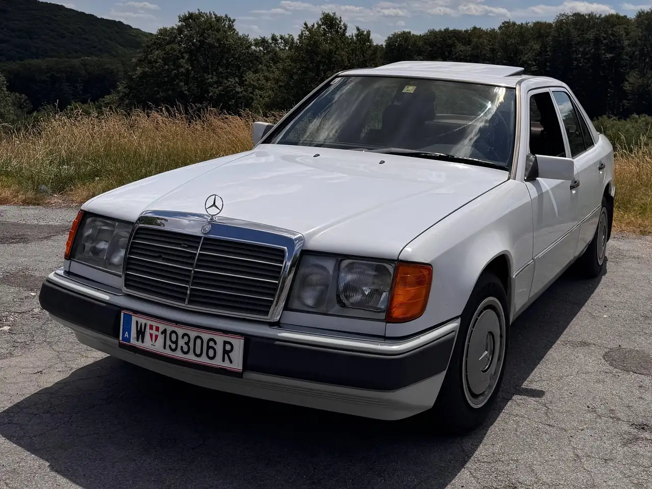 Mercedes-Benz Baureihe 124 200E, foto 3