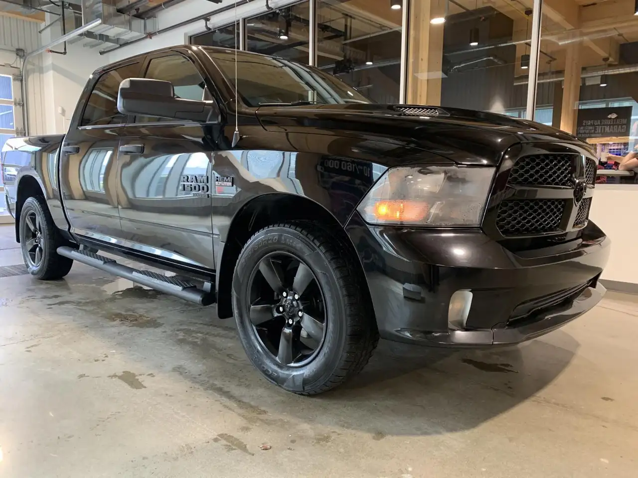 RAM 1500 снимка RAM 1500