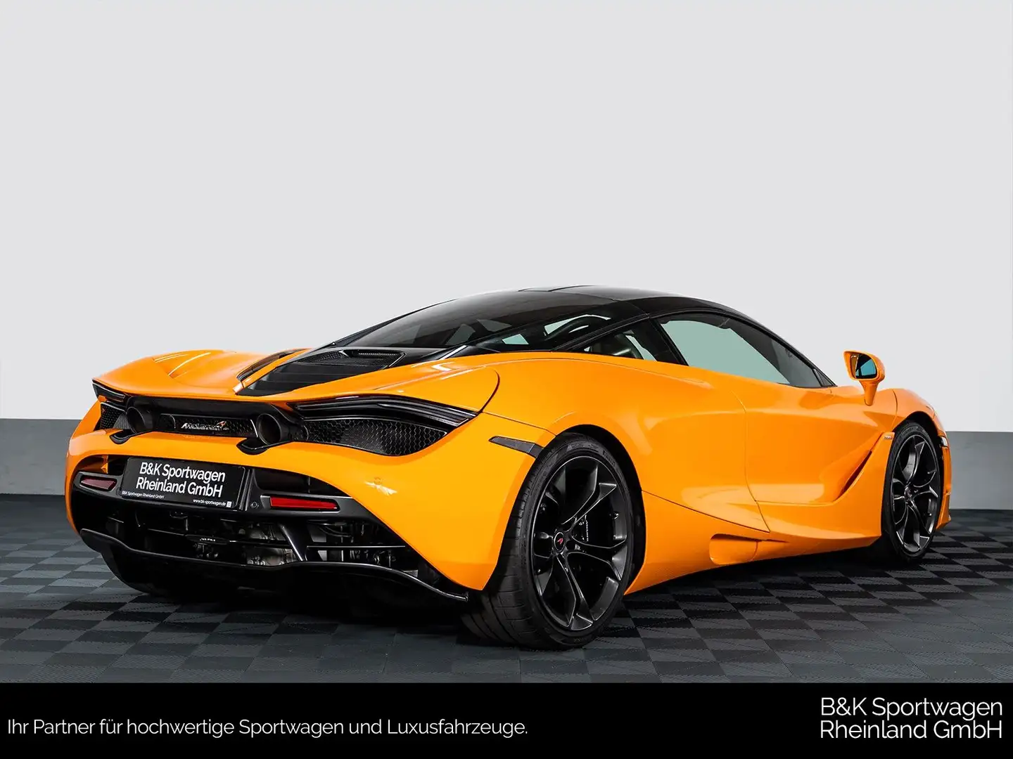 McLaren 720S ab 2.247,34 €/mtl. Orange - 2