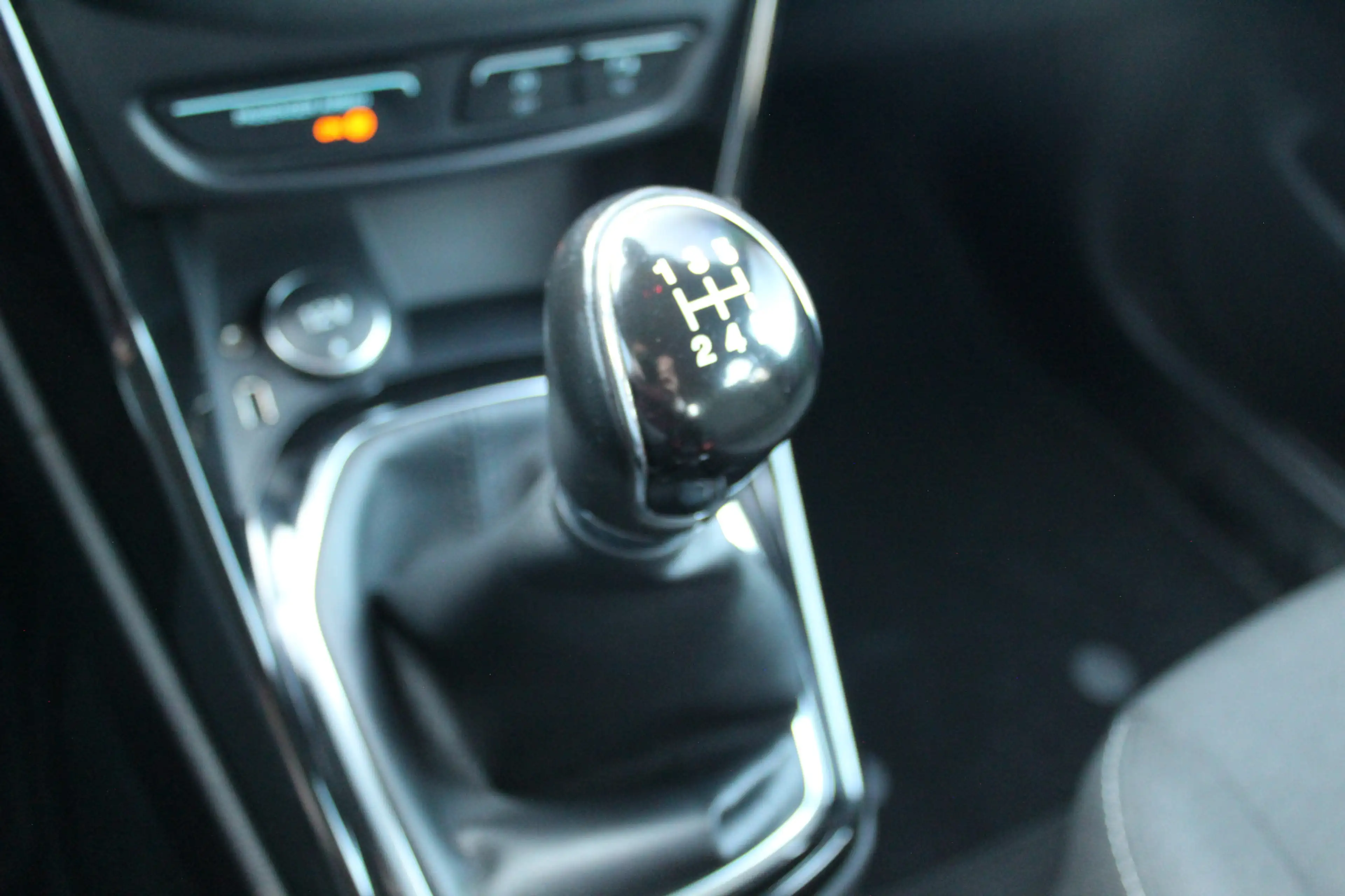 Ford B-Max 1.0-100pk EcoBoost Titanium. Mooie, chique en luxe — photo 26