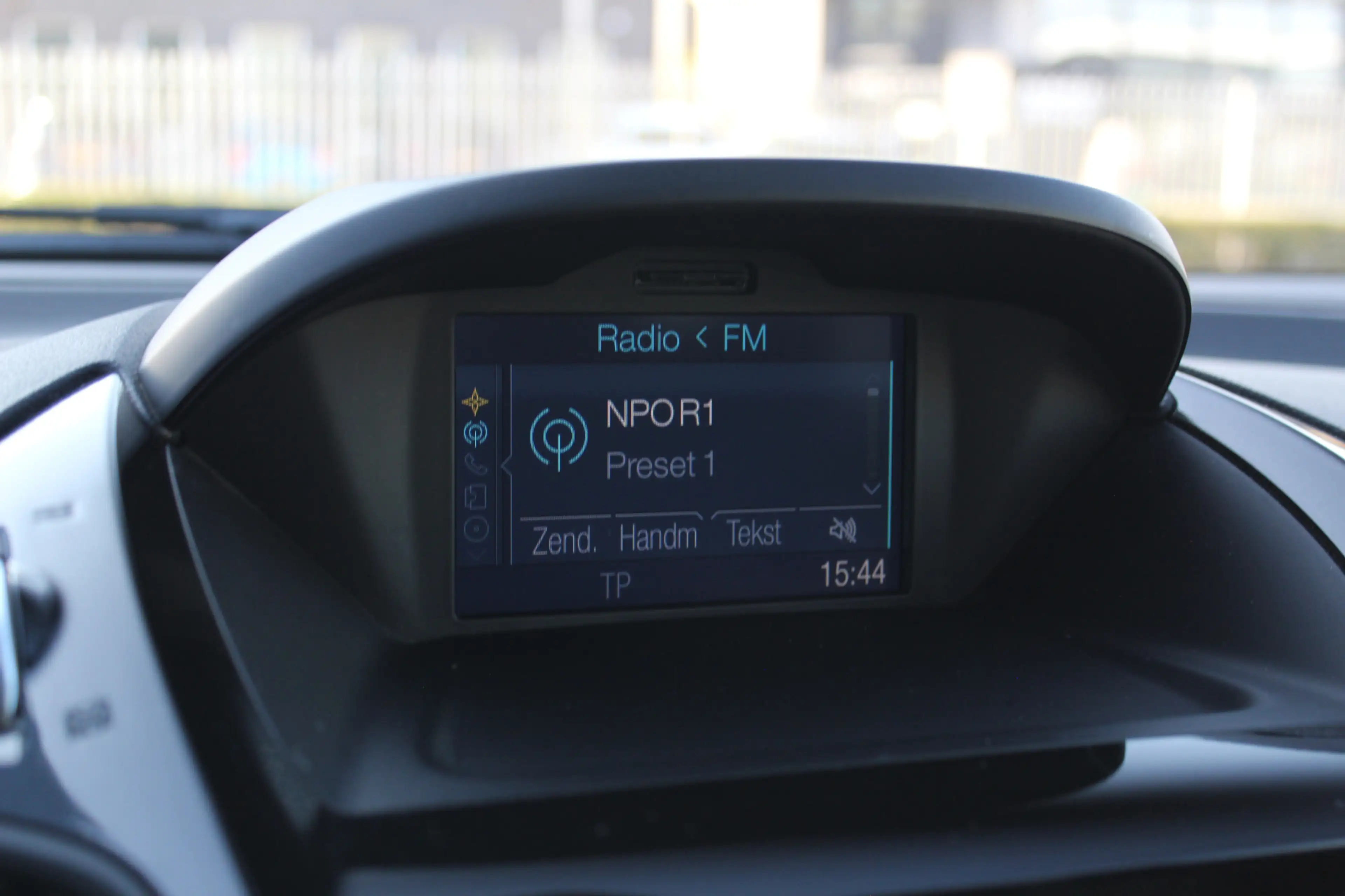 Ford B-Max 1.0-100pk EcoBoost Titanium. Mooie, chique en luxe — photo 29