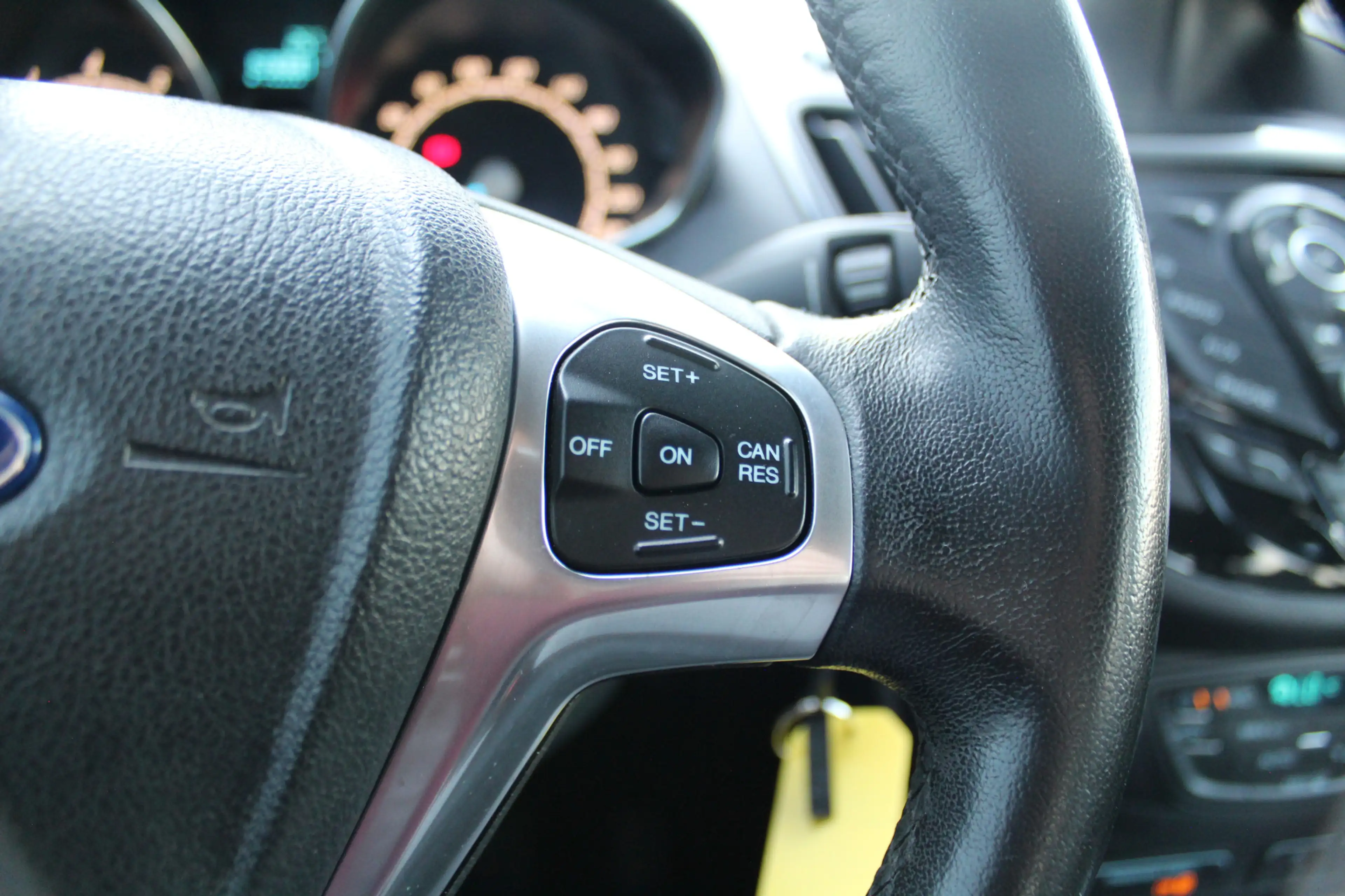 Ford B-Max 1.0-100pk EcoBoost Titanium. Mooie, chique en luxe — photo 24