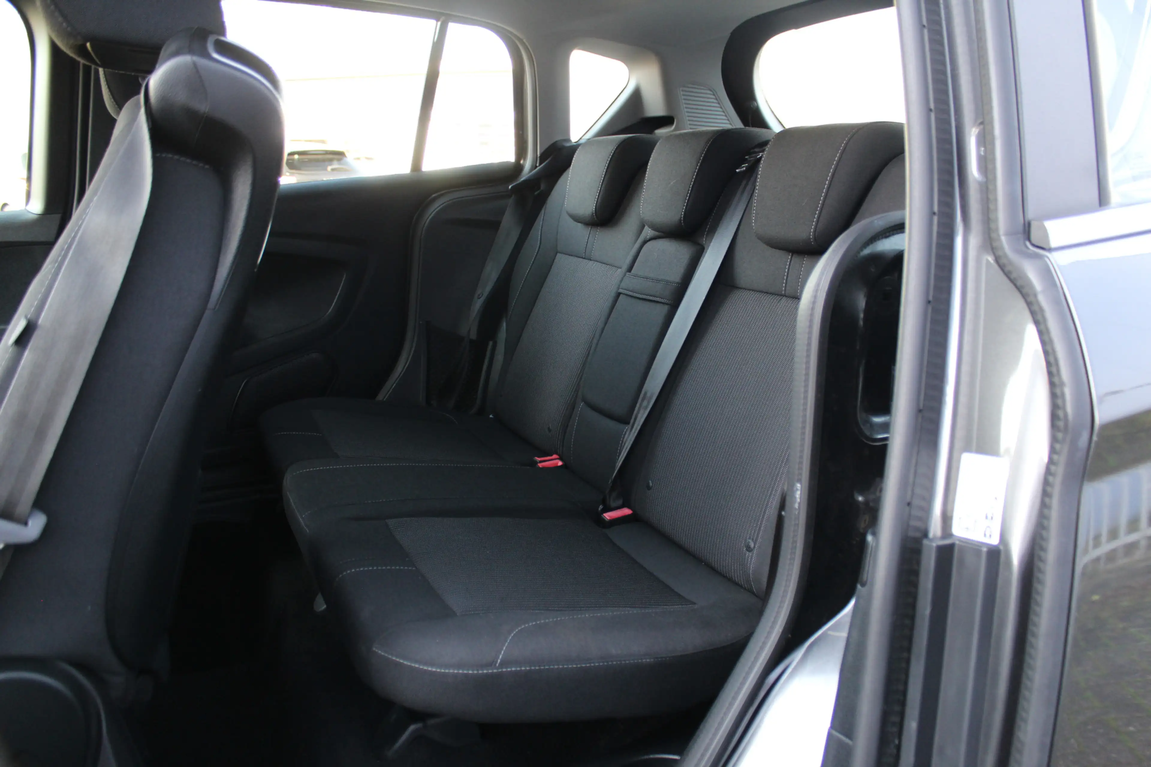 Ford B-Max 1.0-100pk EcoBoost Titanium. Mooie, chique en luxe — photo 15
